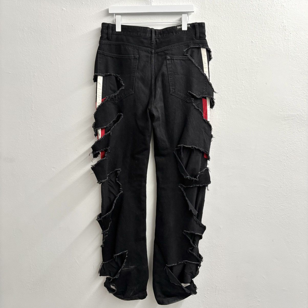 Balenciaga Balenciaga Slashed Denim FW2021 Size US 32 / EU 48 - 2 Thumbnail