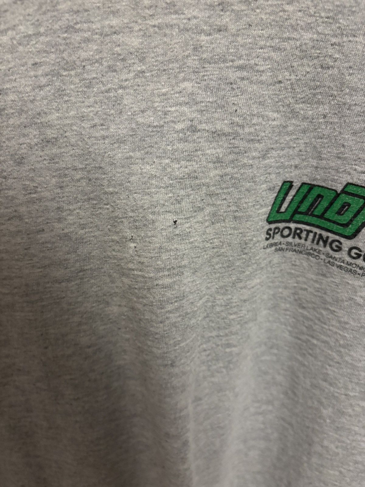 Undefeated Undefeated Tee Size US L / EU 52-54 / 3 - 3 Thumbnail