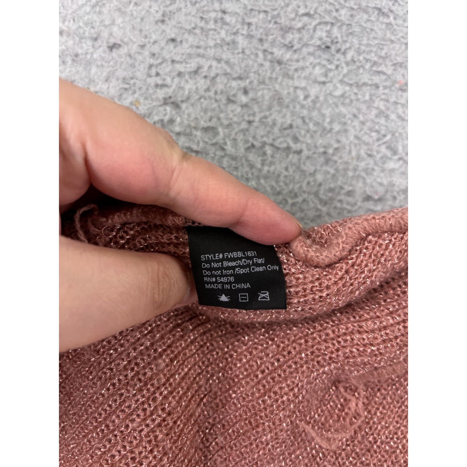 Vintage David and Young Beanie Toque Adult One Size Pink Knit Metallic Blend Sparkly Ski Solid Size ONE SIZE - 6 Thumbnail