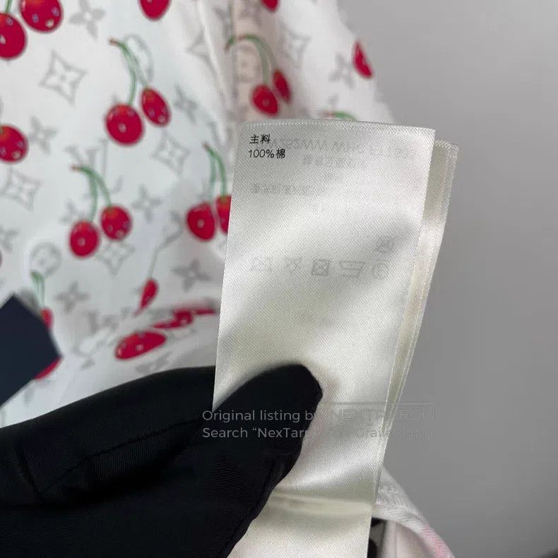 Louis Vuitton Louis Vuitton Takashi Murakami signed cherry short sleeves Size US S / EU 44-46 / 1 - 8 Thumbnail