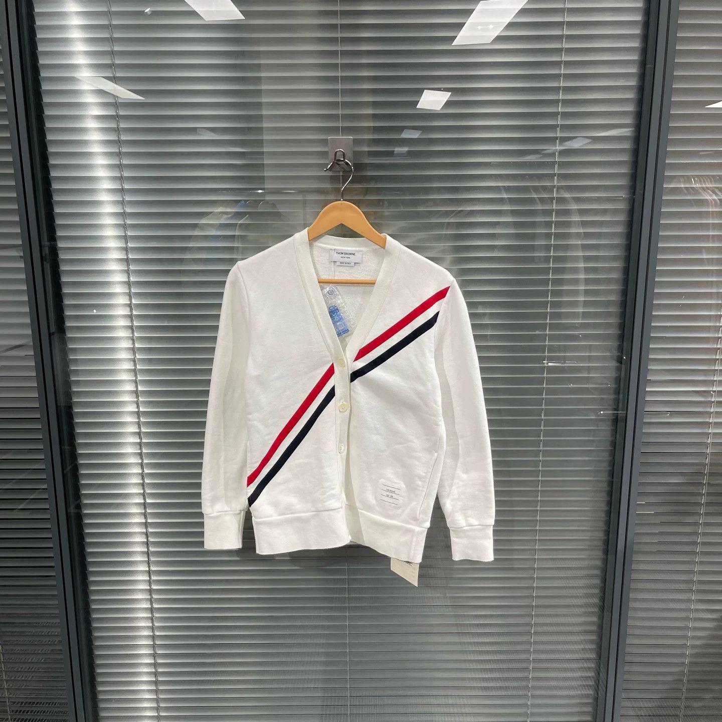 Thom Browne Thom Browne Classic Stripe Knitted Cardigan 36 99 New Size XS / US 0-2 / IT 36-38 - 1 Thumbnail