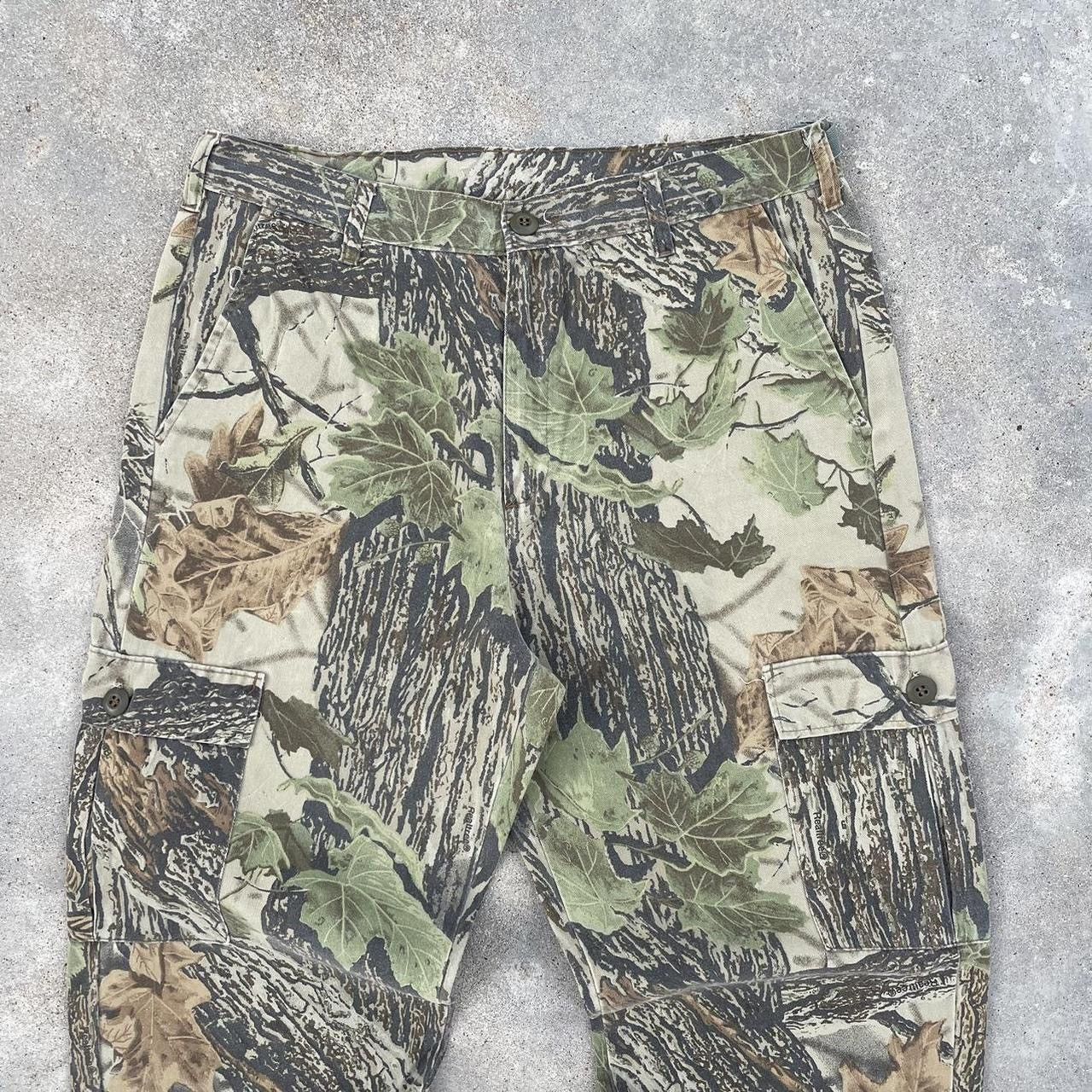 Japanese Brand × Vintage Crazy vintage essential 90s baggy faded camo pants Size US 34 / EU 50 - 2 Thumbnail
