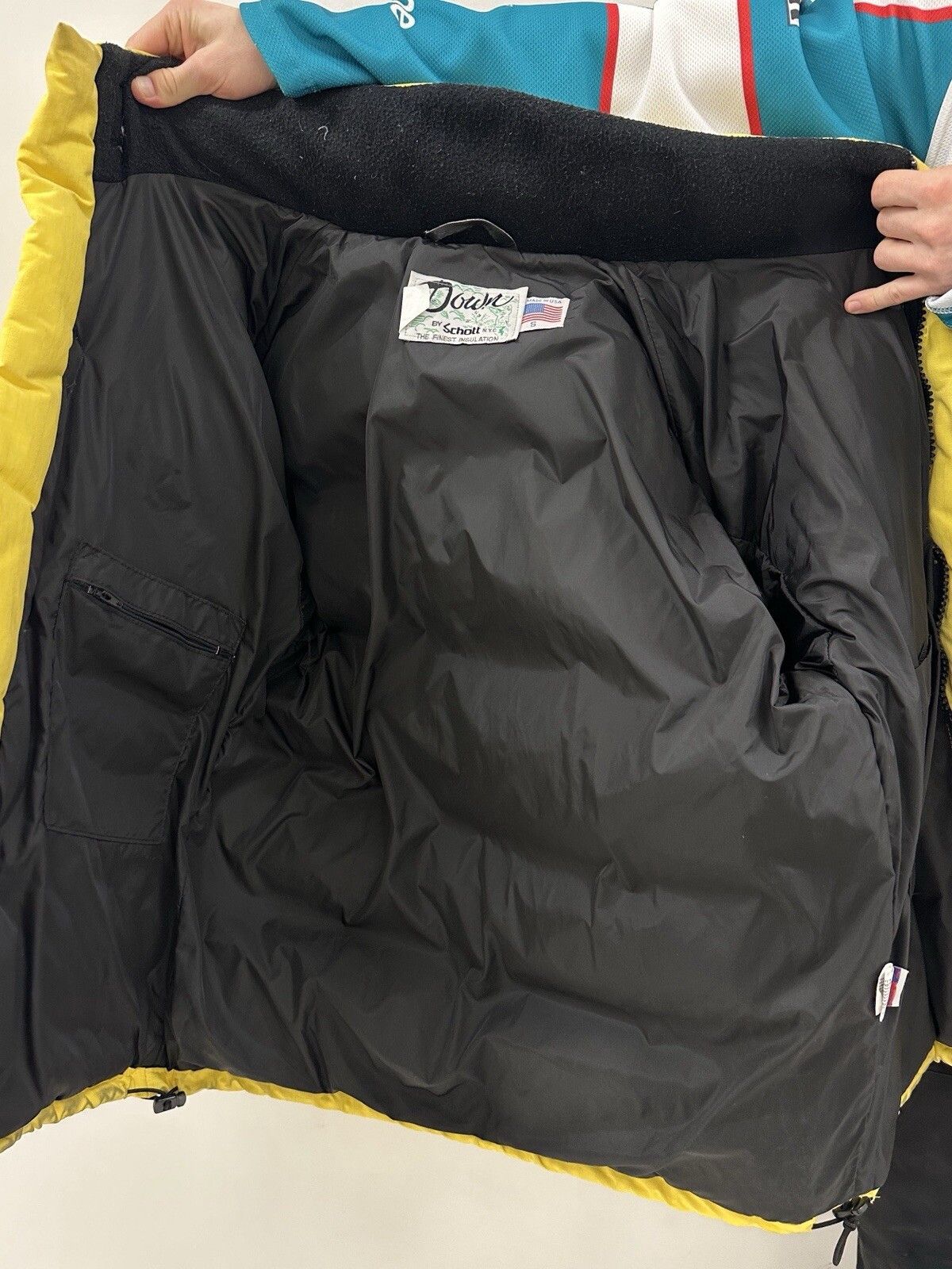 Schott Vintage 1990s 90s Yellow Puffer Down Jacket Schott NYC Men Size US S / EU 44-46 / 1 - 21 Thumbnail