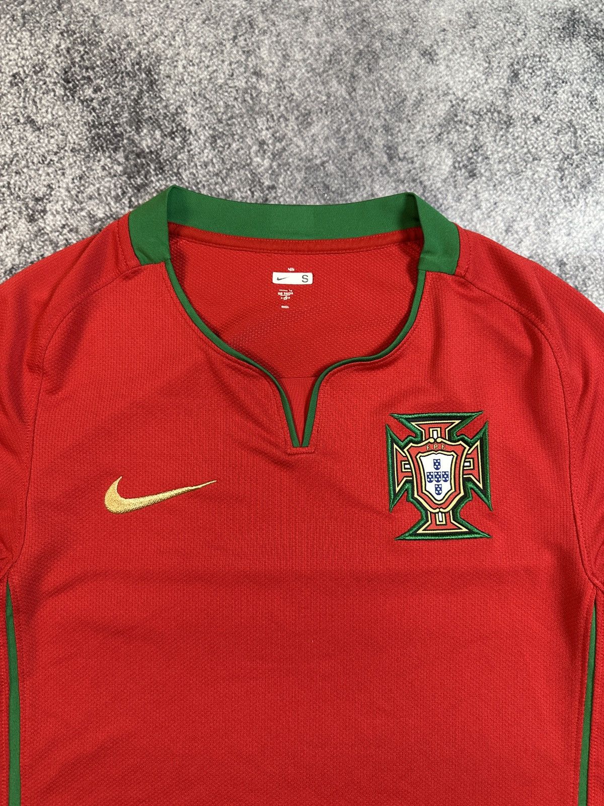 Nike Vintage Nike Portugal Soccer Jersey Blokecore Rare USA Style Size US S / EU 44-46 / 1 - 2 Thumbnail
