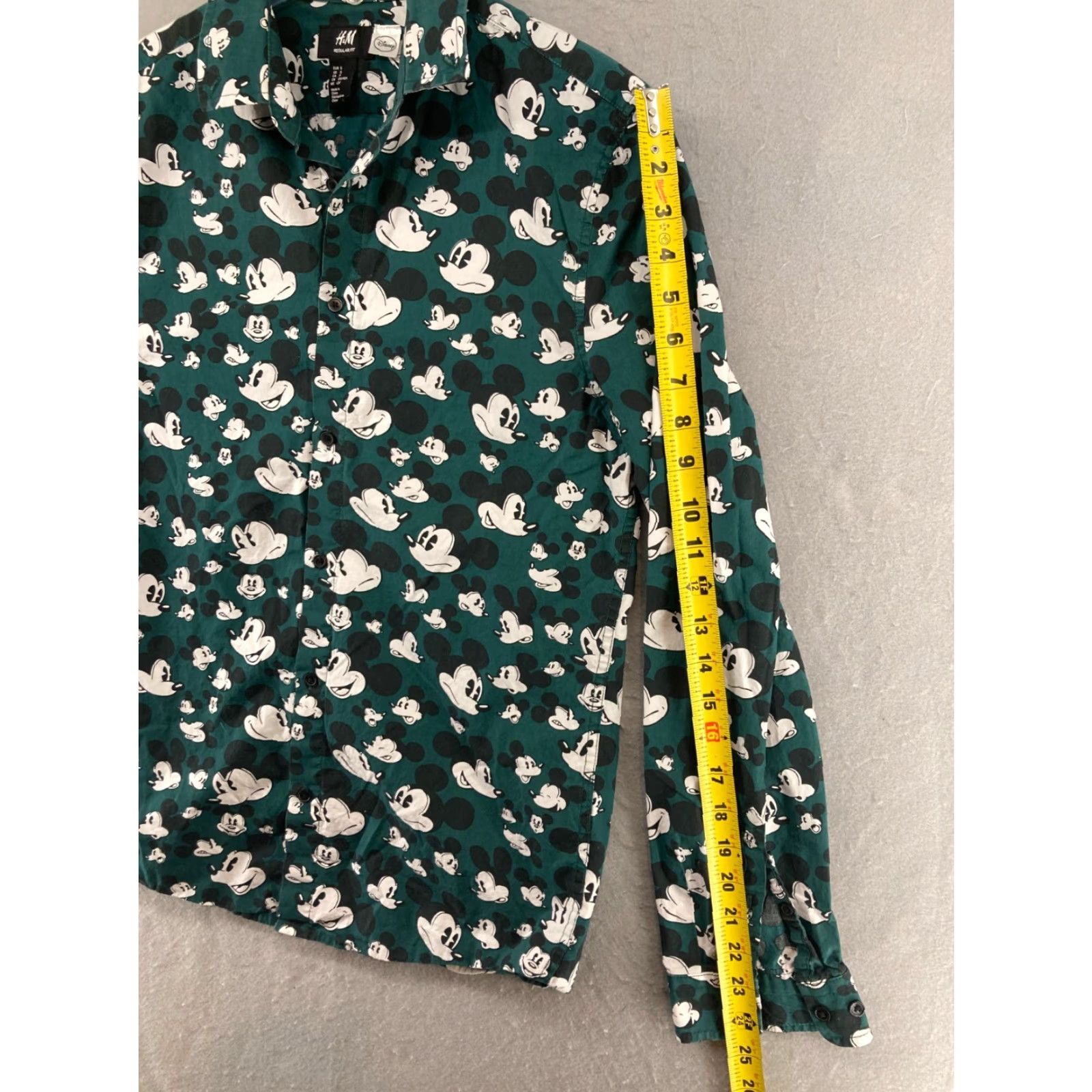 H&M HM Mickey Mouse Shirt Mens Small Long Sleeve Button Up Green Size US S / EU 44-46 / 1 - 4 Thumbnail