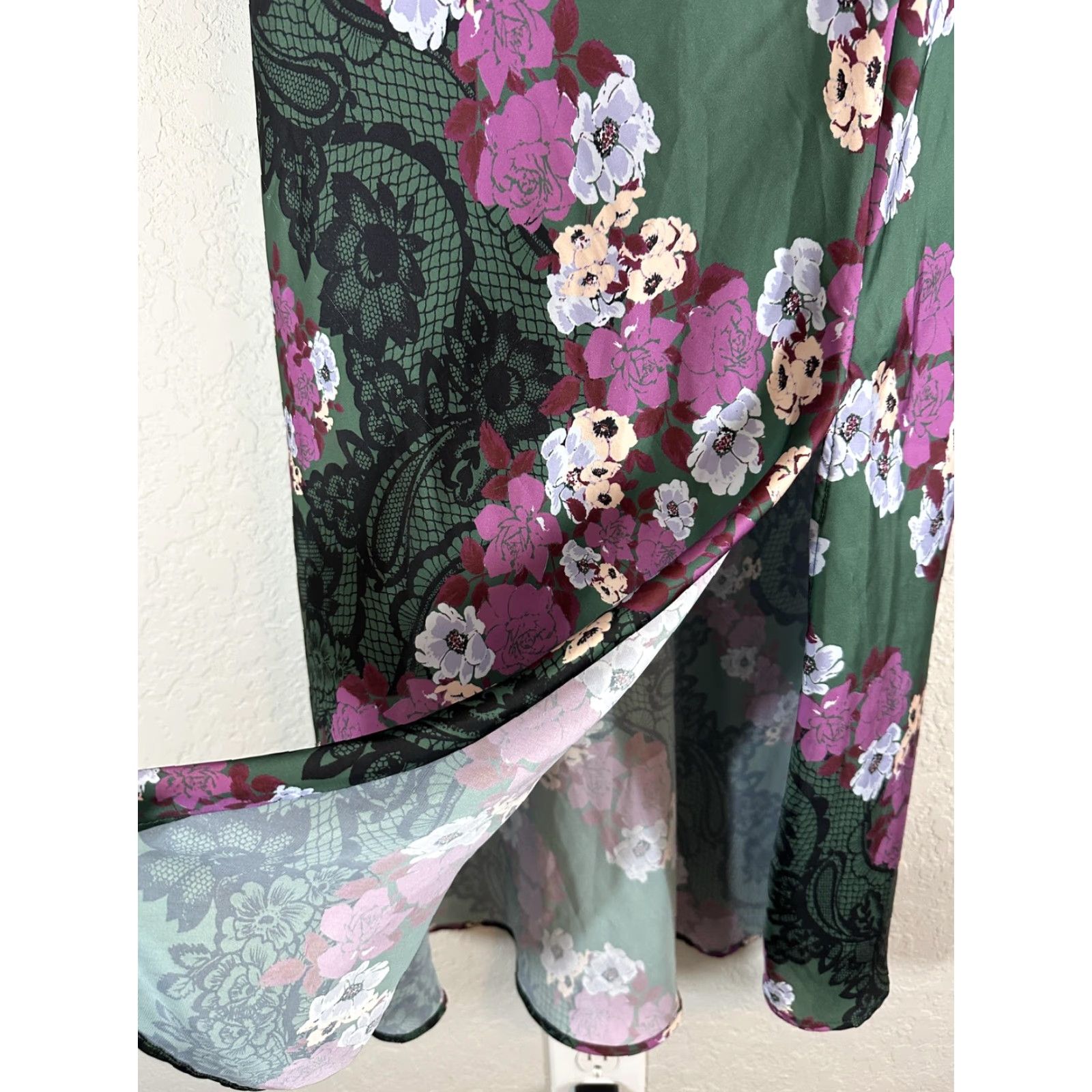 Vintage Empress Dress Womens Medium Green Floral Slip Midi V Neck Strappy Summer Size M / US 6-8 / IT 42-44 - 3 Thumbnail