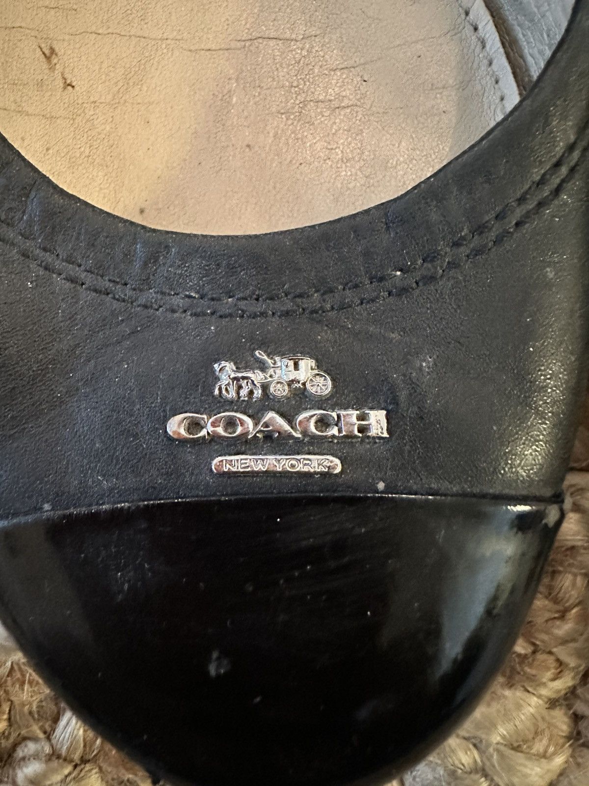 Coach Coach Chelsea Black Leather with Patent Toe Ballet Flats Size US 7 / IT 37 - 6 Thumbnail