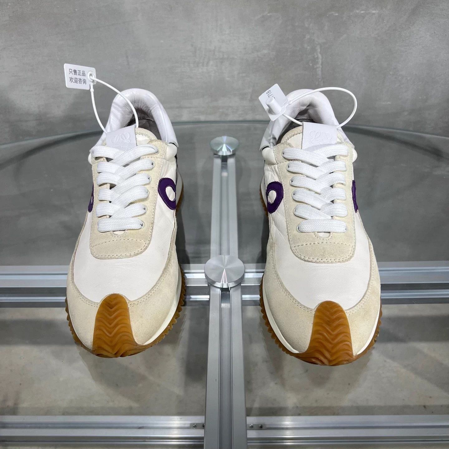 Loewe LOEWE Flow Runner cream purple running shoe 38 EU Size US 7 / IT 37 - 1 Thumbnail