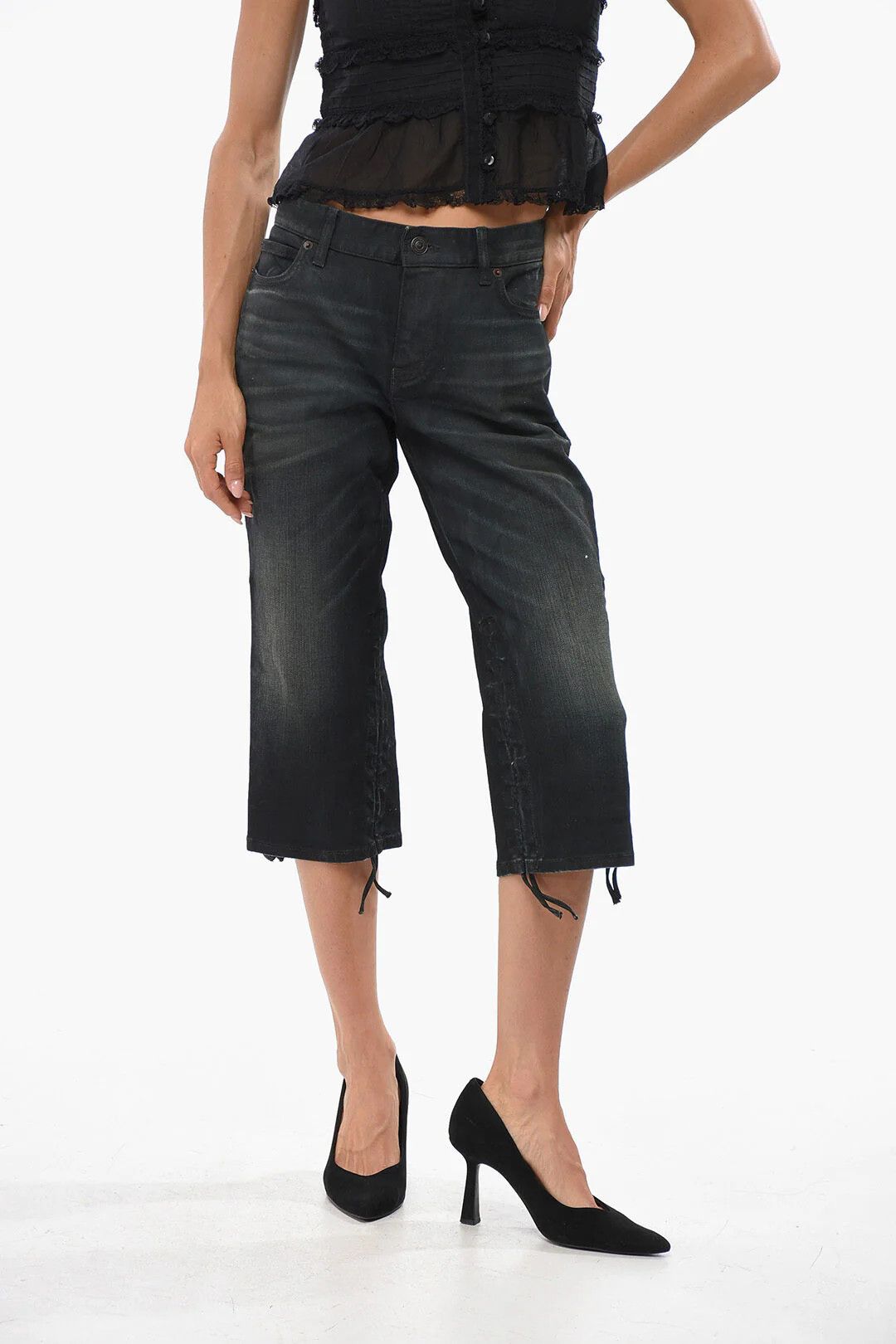 Balenciaga og1mm0326 Cropped Dark-Wash Jeans in Grey Size 25" / US 0 / IT 36 - 1 Thumbnail