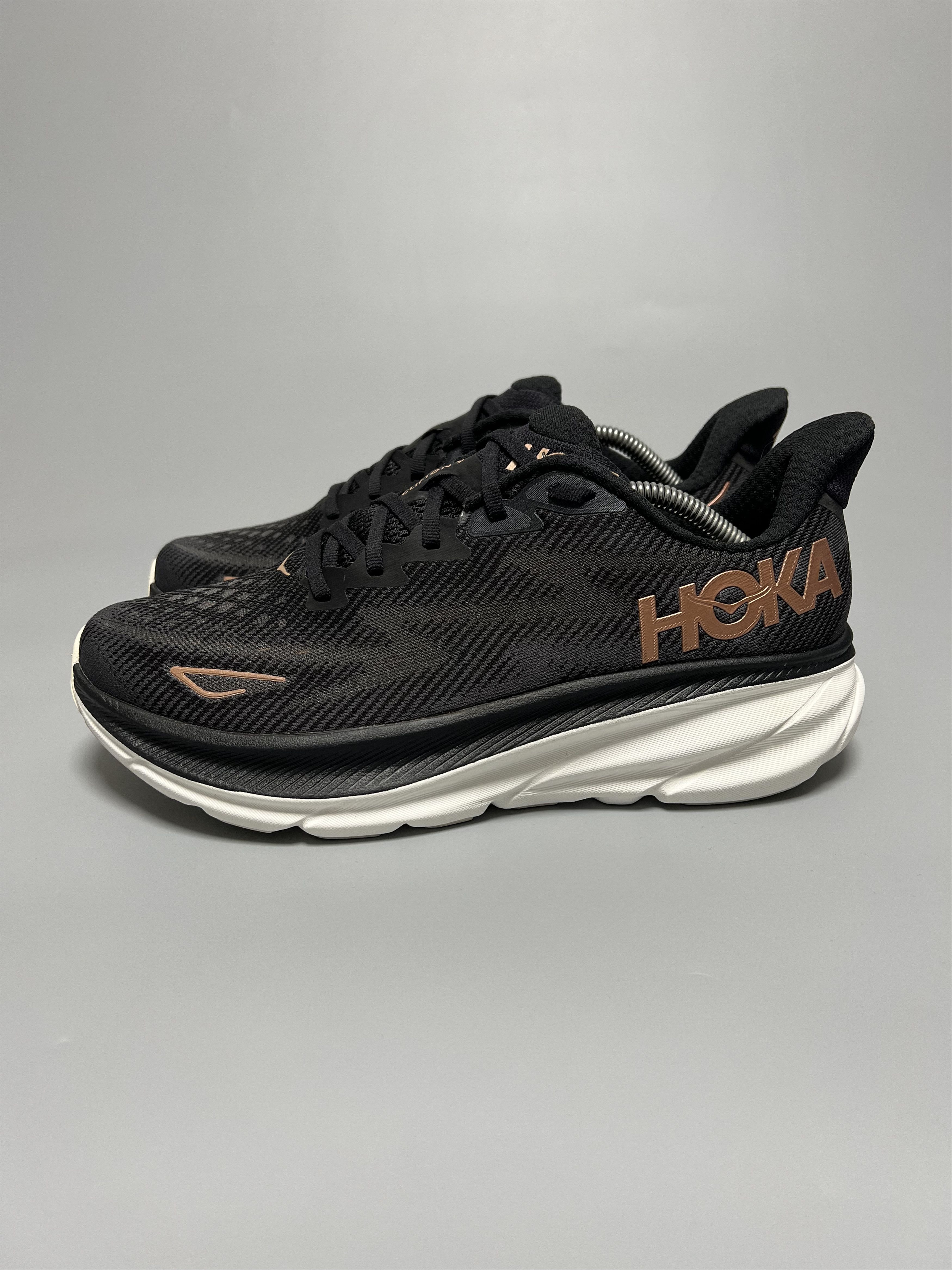 Hoka 10.5B Hoka One One Clifton 9 Running Shoes Walking Gym Size US 10.5 / IT 40.5 - 2 Thumbnail