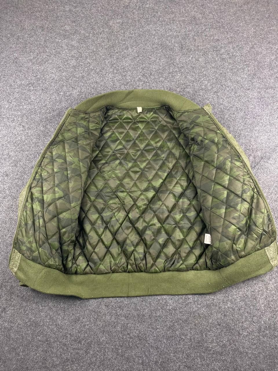 Japanese Brand japanese brand bomber jacket camo quilted lining Size US M / EU 48-50 / 2 - 5 Thumbnail