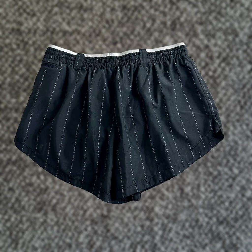 Nike Nike Shorts Womens L Black Dri FIT Tempo Luxe Icon Clash Running DD6024 Women Size 36" / US 14 / IT 50 - 1 Thumbnail