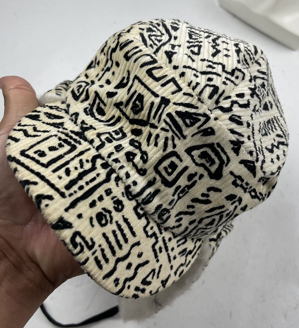 Japanese Brand rare design winter hat trapper hat tc41 Size ONE SIZE - 6 Thumbnail