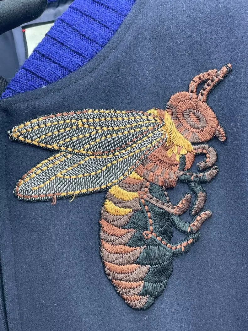 Gucci Gucci Little bee wool jacket 2504-Nextarrow Size US L / EU 52-54 / 3 - 3 Thumbnail