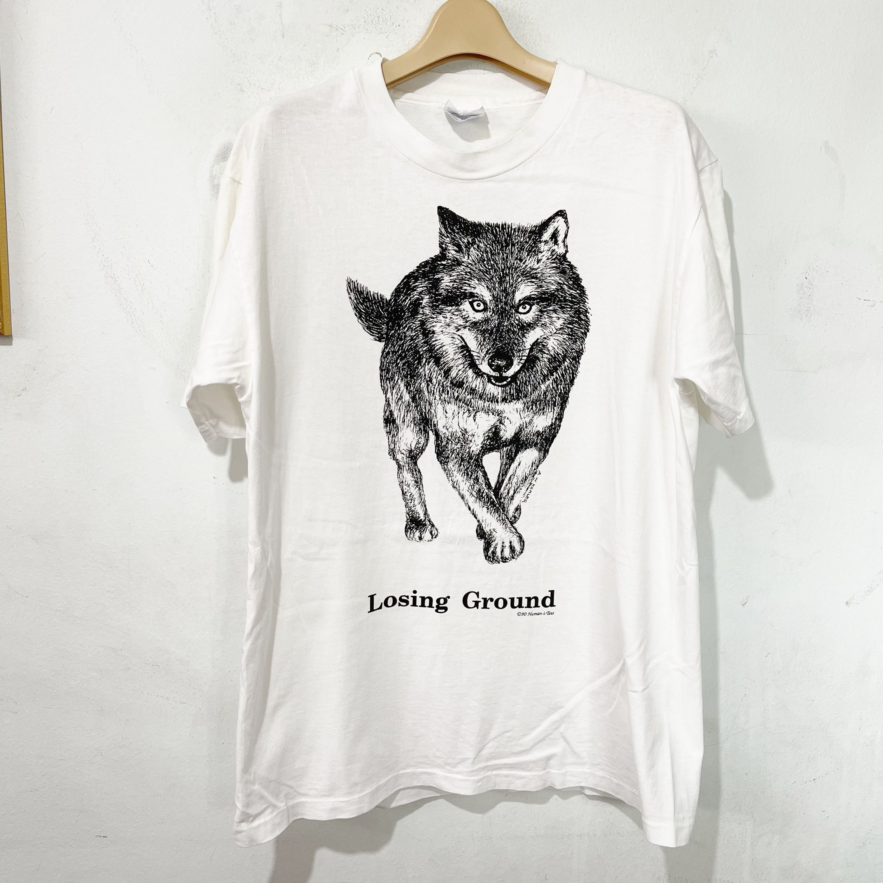 Vintage Vintage 90s Wolf Losing Ground T-Shirt Size US M / EU 48-50 / 2 - 1 Thumbnail