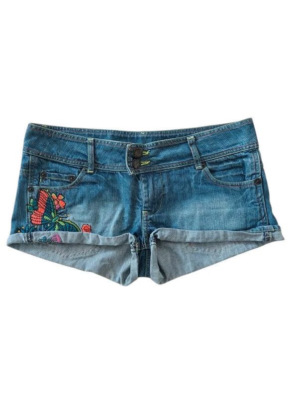 Vintage Vintage short L Size 30" / US 8 / IT 44 - 1 Thumbnail