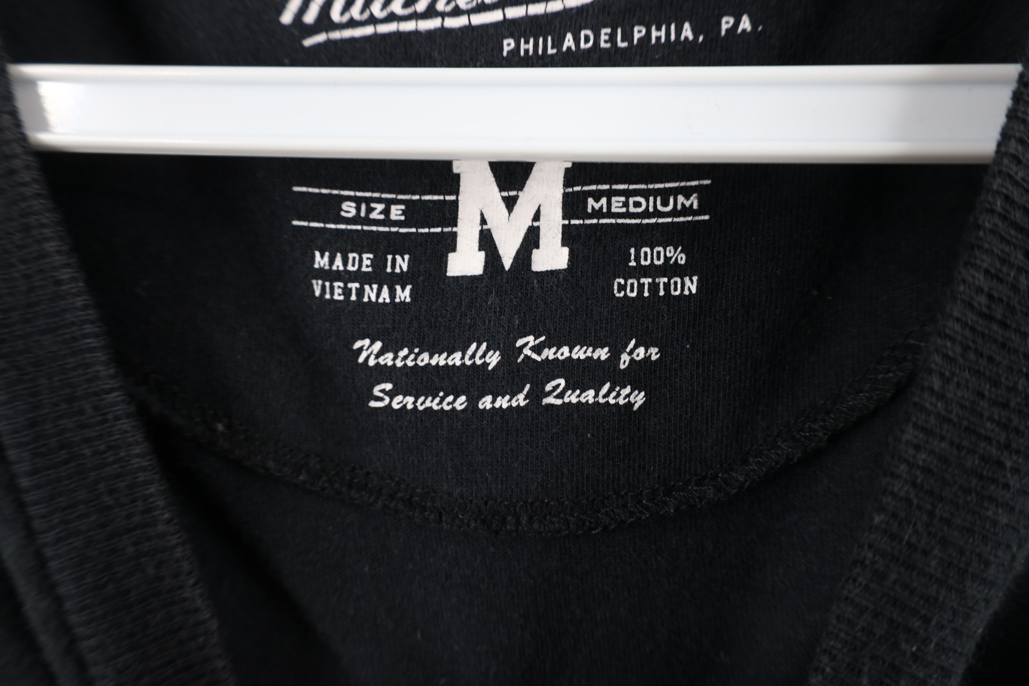 Mitchell & Ness × Vintage Mitchell & Ness Spell Out Toronto Raptors Basketball T-Shirt Size US M / EU 48-50 / 2 - 7 Thumbnail