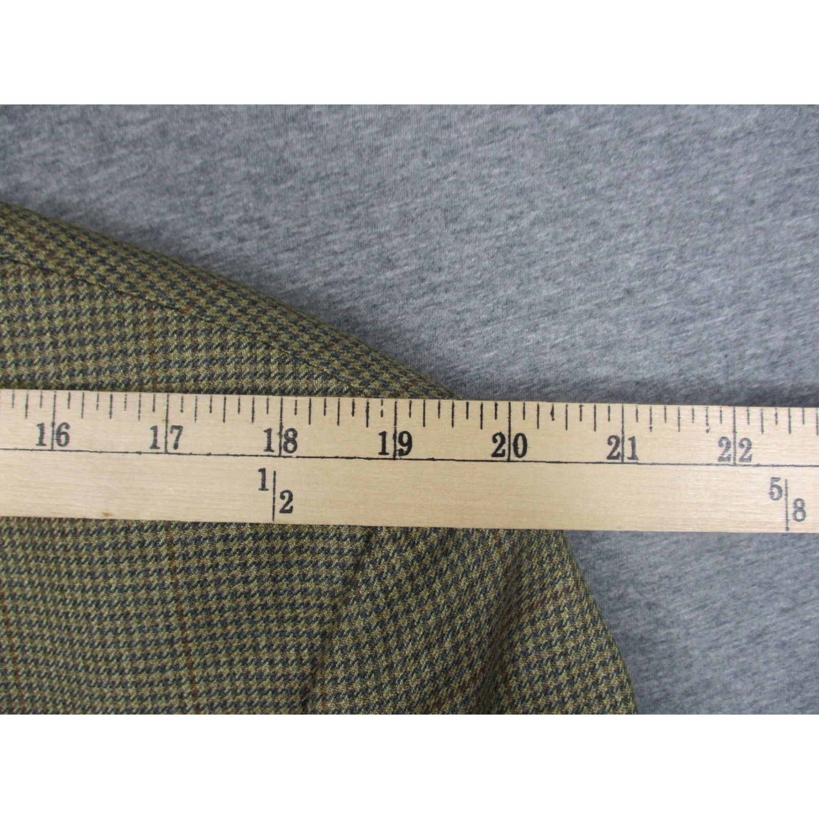 Chaps VINTAGE Chaps Blazer Silk Wool Suit Jacket Sport Coat 42 Brown Plaid Check Size 42R - 7 Thumbnail