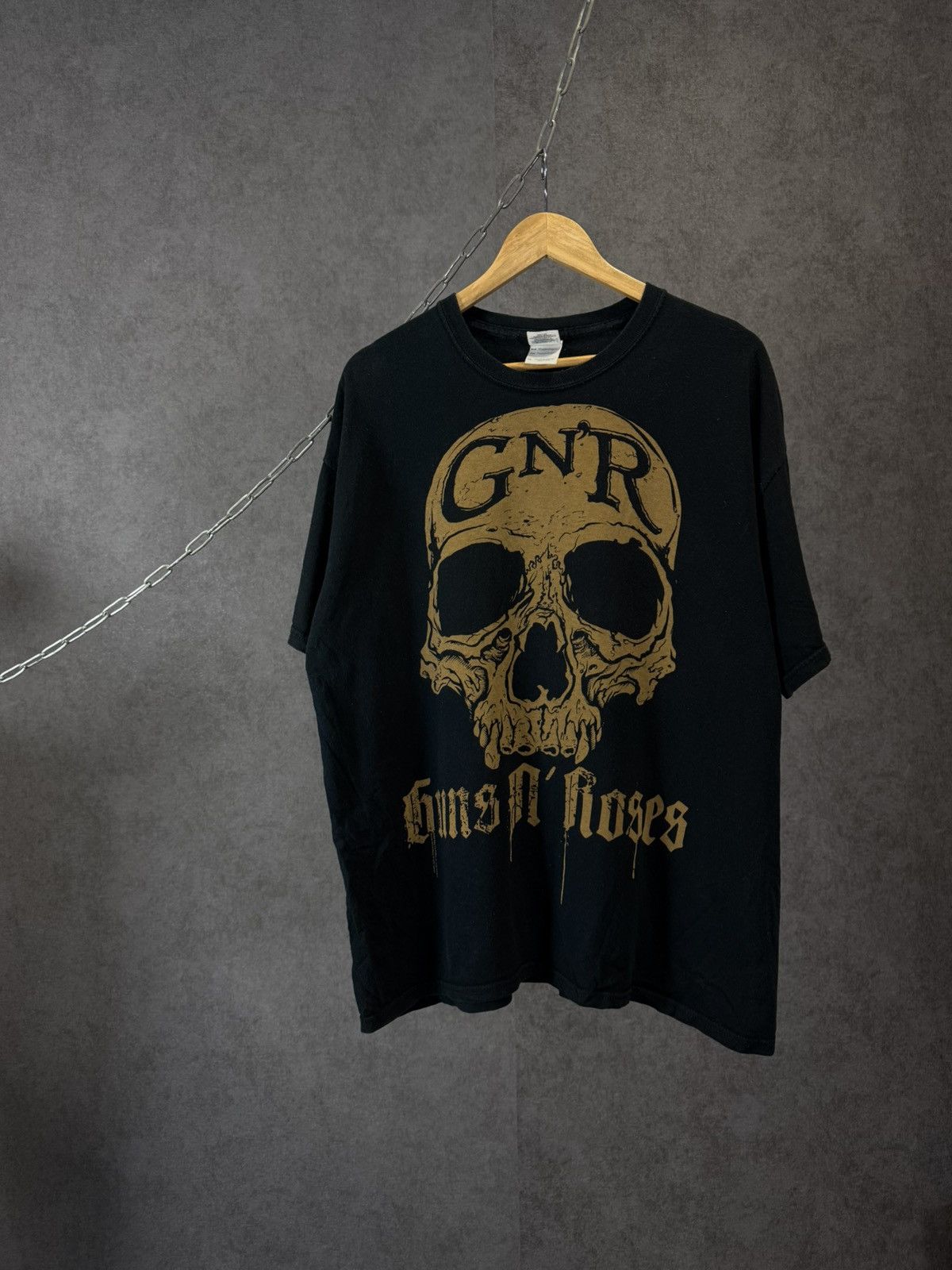 Guns N' Roses Guns N Roses 2009 rock band tee Size US XL / EU 56 / 4 - 1 Thumbnail