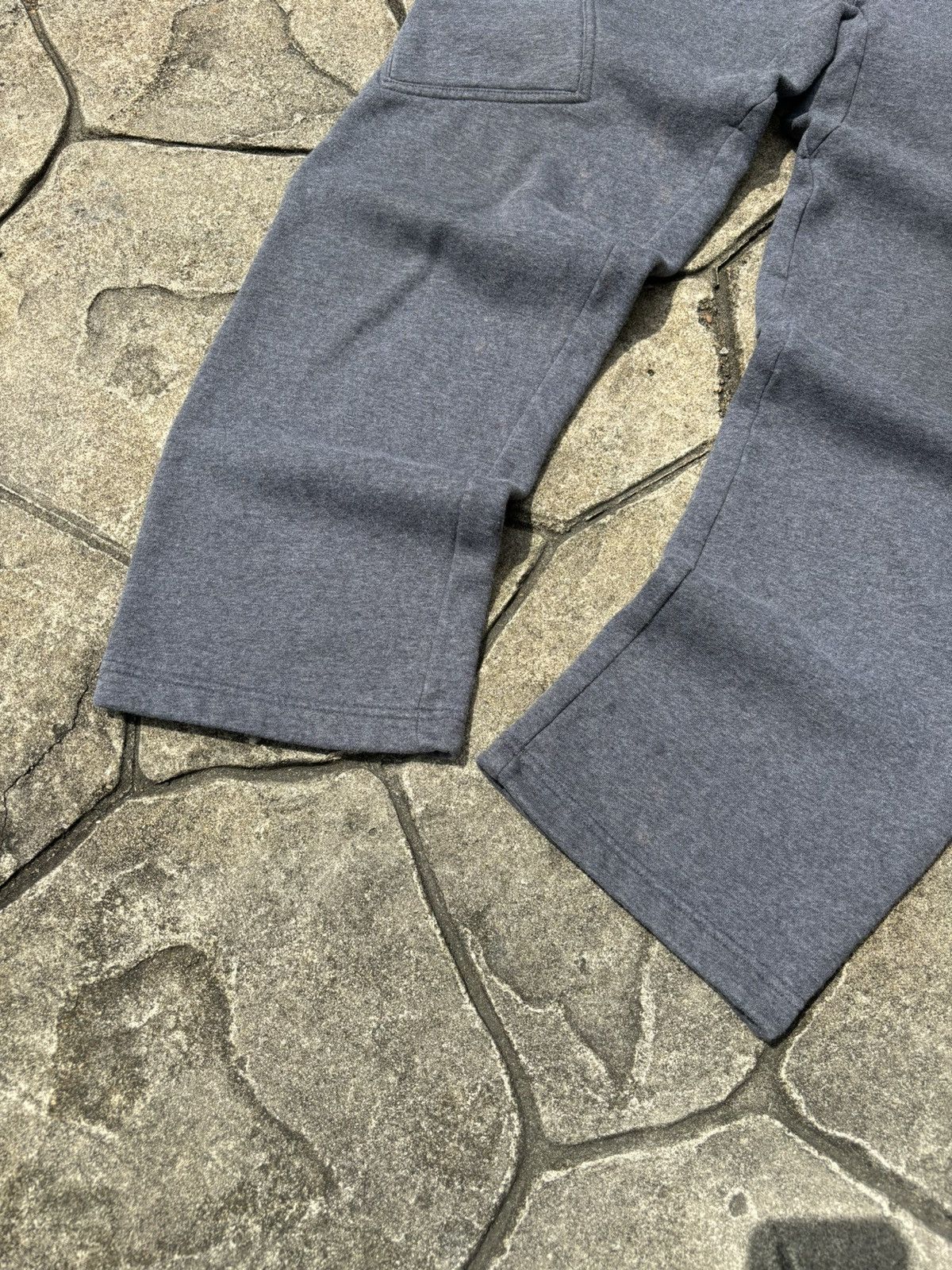Nike × Vintage Y2K Nike Cargo Style Baggy Fit Grey Sweatpants Size US 38 / EU 54 - 2 Thumbnail
