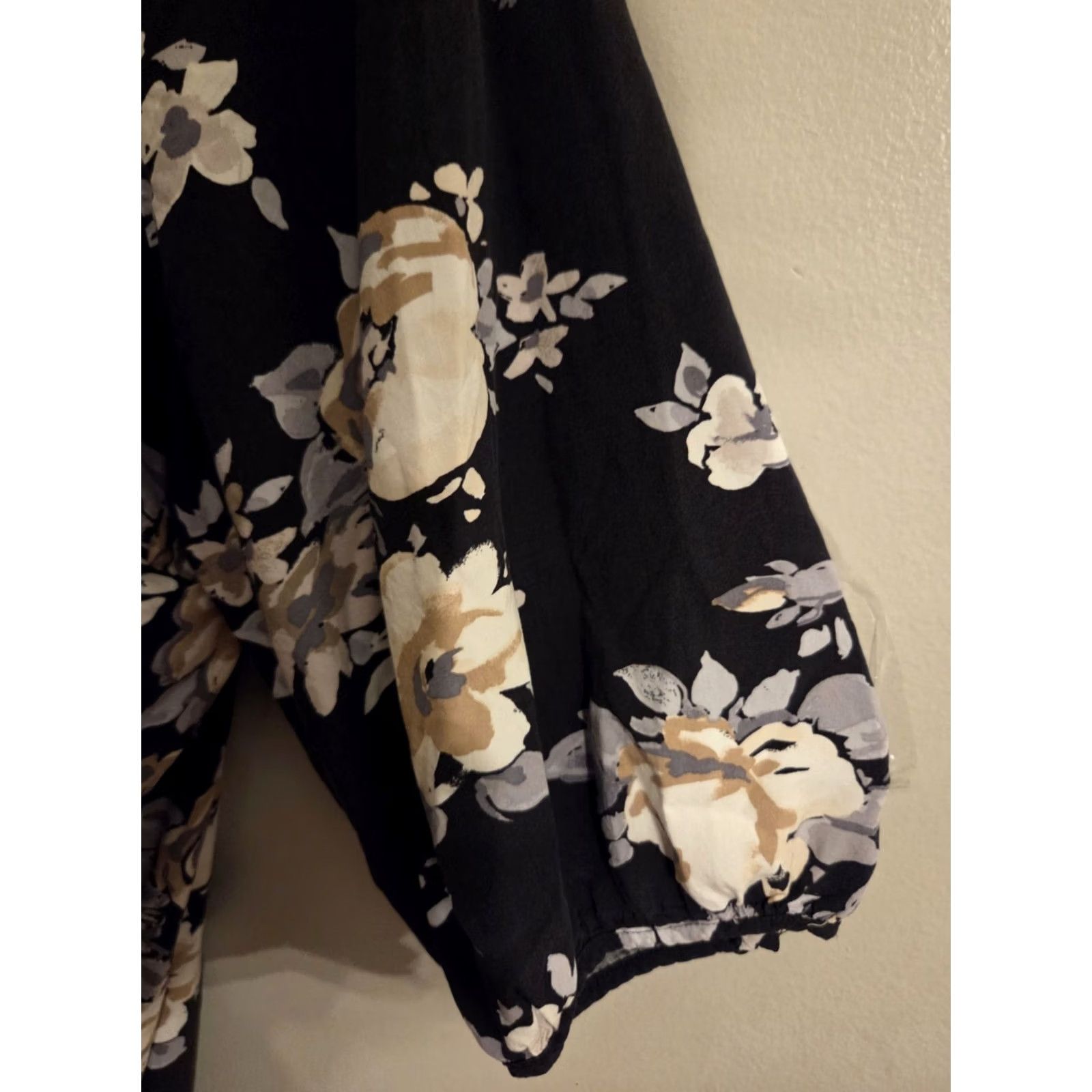 Old Navy Old Navy Gray Floral Print Mini Shift Dress 3X Plus Size XXL / US 16-18 / IT 52-54 - 4 Thumbnail