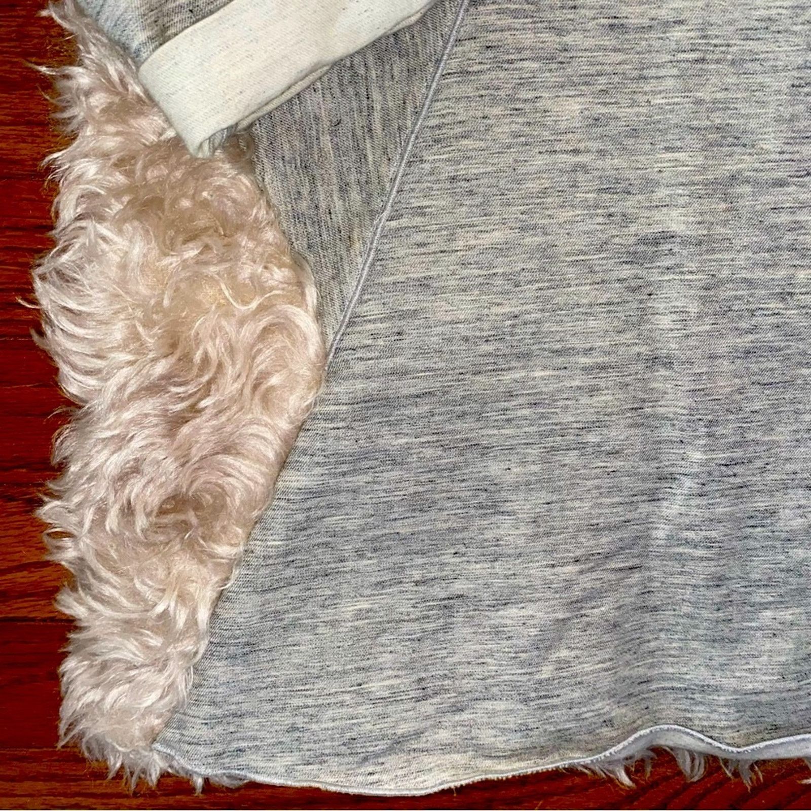 Derek Lam 10 Crosby Derek Lam 10 Crosby Faux Mohair Top w Kangaroo Pocket 0 EUC Size XS / US 0-2 / IT 36-38 - 14 Thumbnail