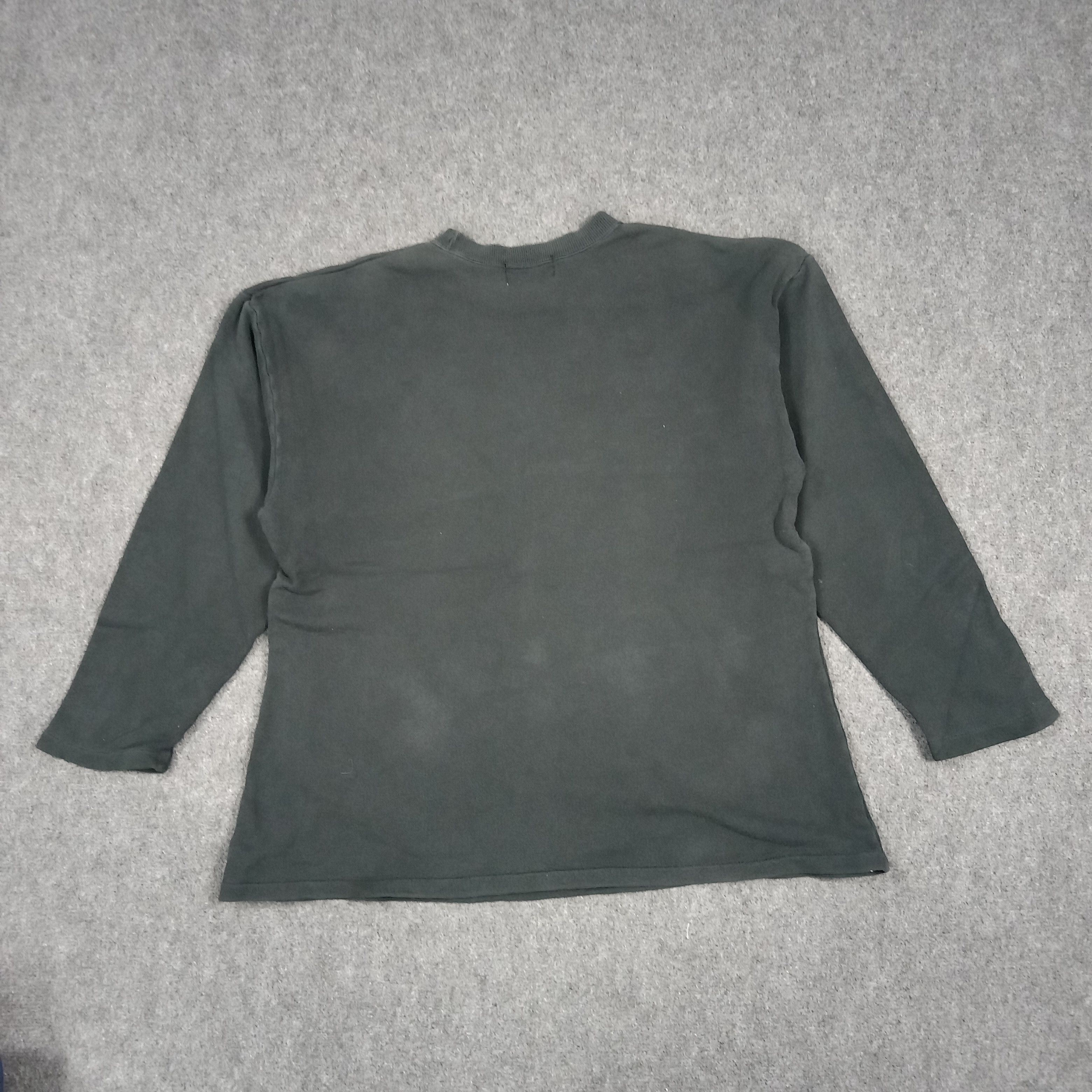 Disney 90's Gems Hollywood Mickey Mouse Sweatshirt C291N33 Size US M / EU 48-50 / 2 - 4 Thumbnail