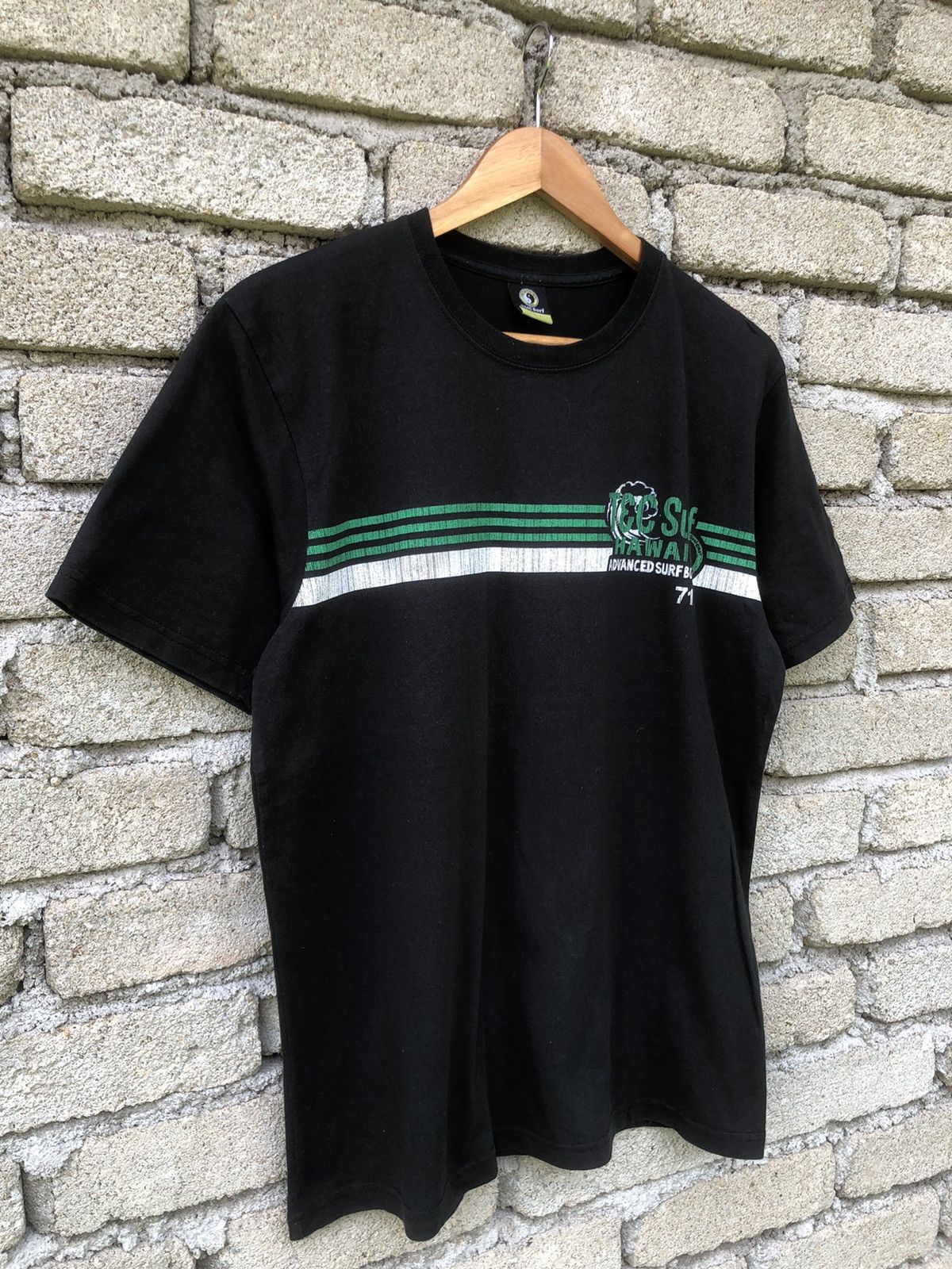 Japanese Brand Vintage Y2K T&C Surf Hawaii Crazy Backhit Tee Size US L / EU 52-54 / 3 - 8 Thumbnail
