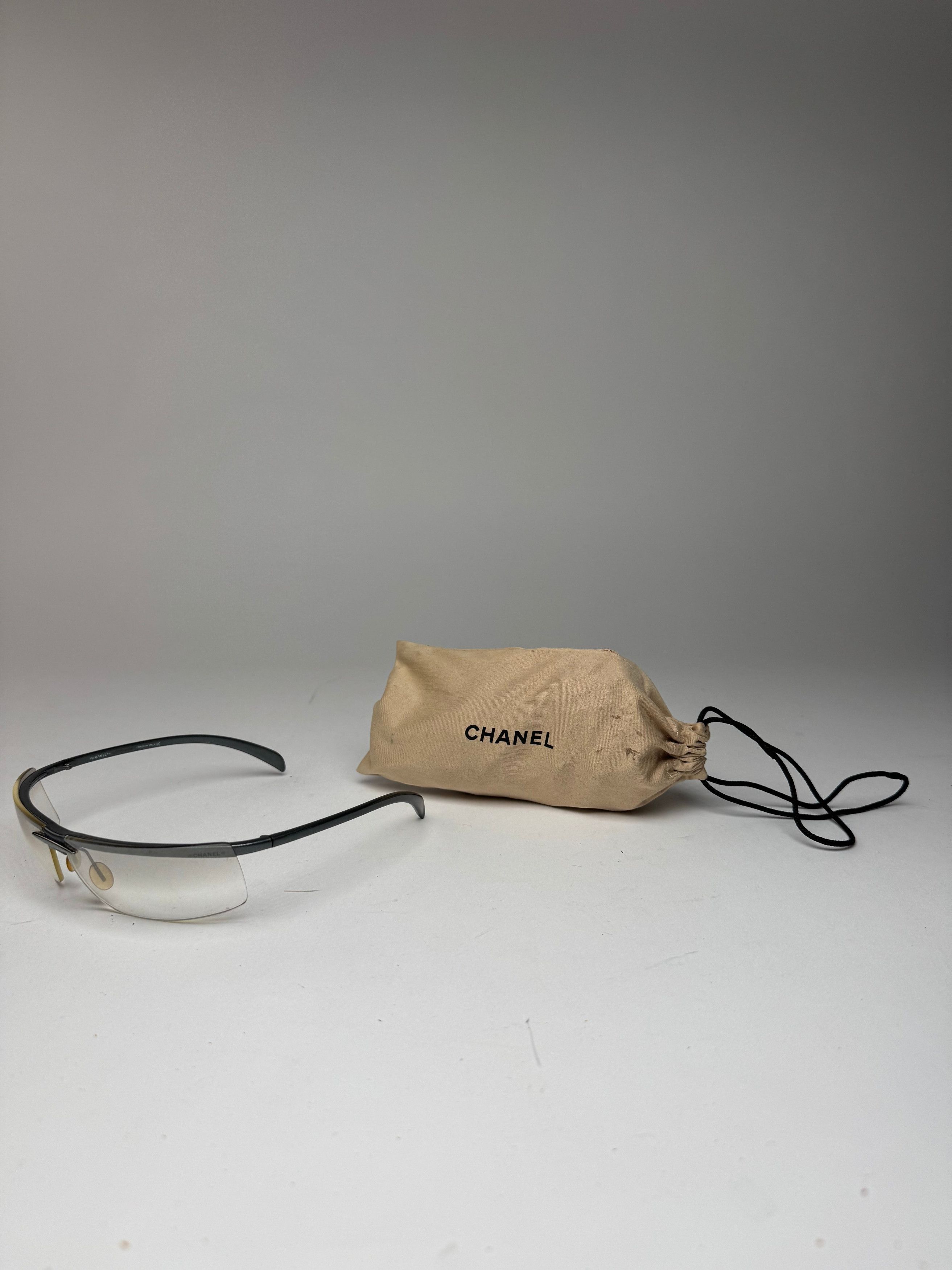 Chanel Vintage Sunglasses transparent Size ONE SIZE - 1 Thumbnail