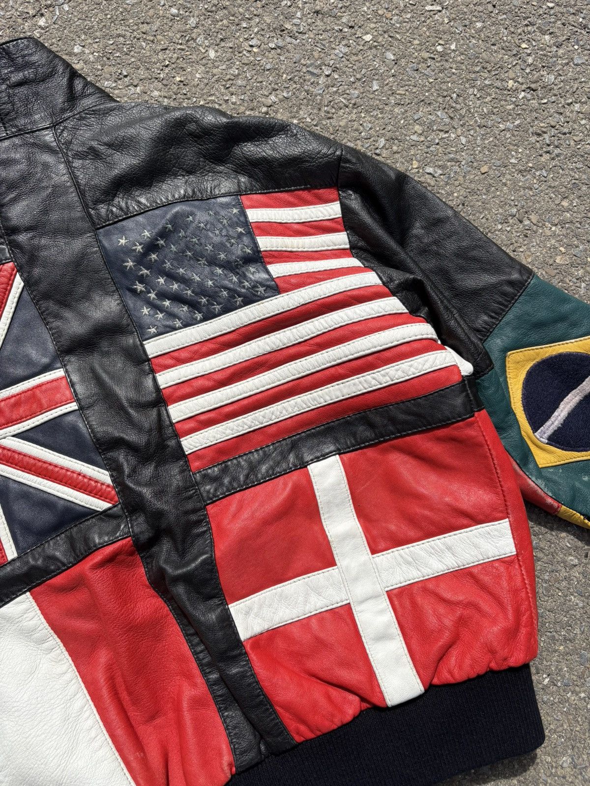 Vintage Vintage 80s Multi-Flag Leather Bomber Jacket by Akaso Size US M / EU 48-50 / 2 - 11 Thumbnail