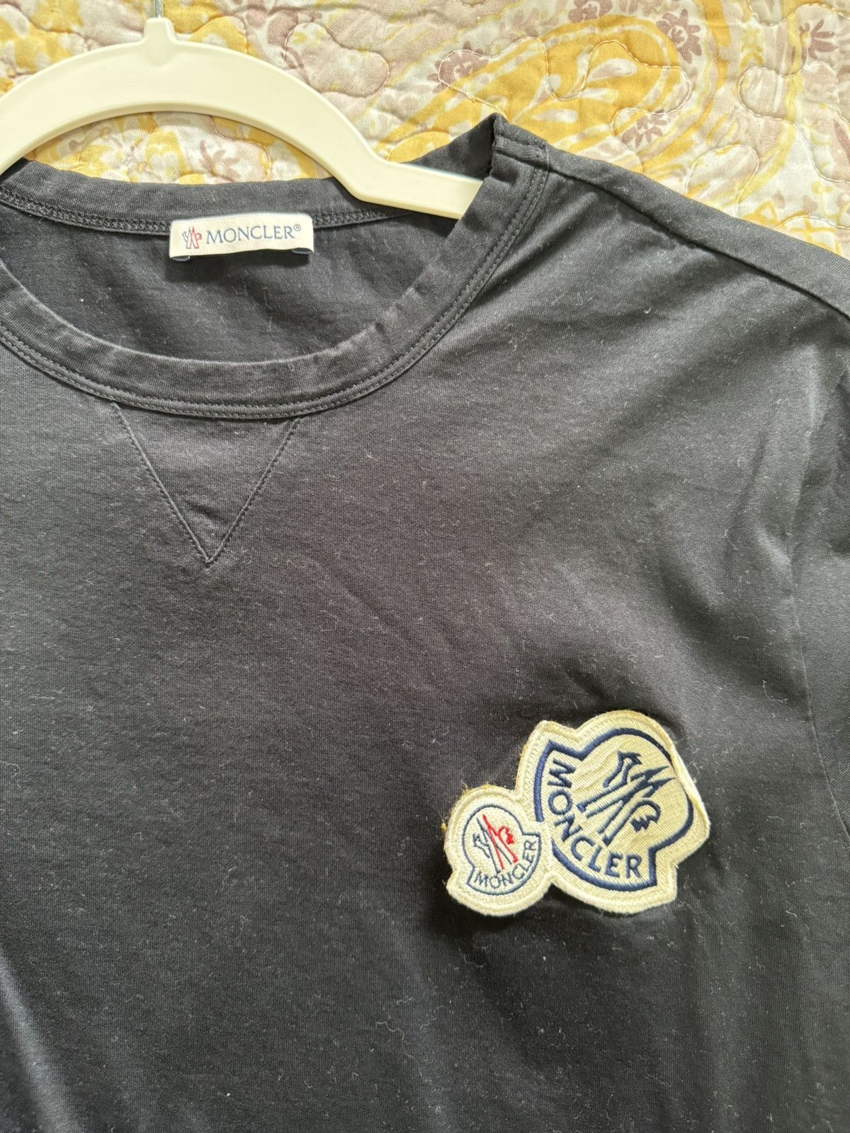 Moncler MONCLER LOGO PATCH CREWNECK T shirt Size US S / EU 44-46 / 1 - 4 Thumbnail