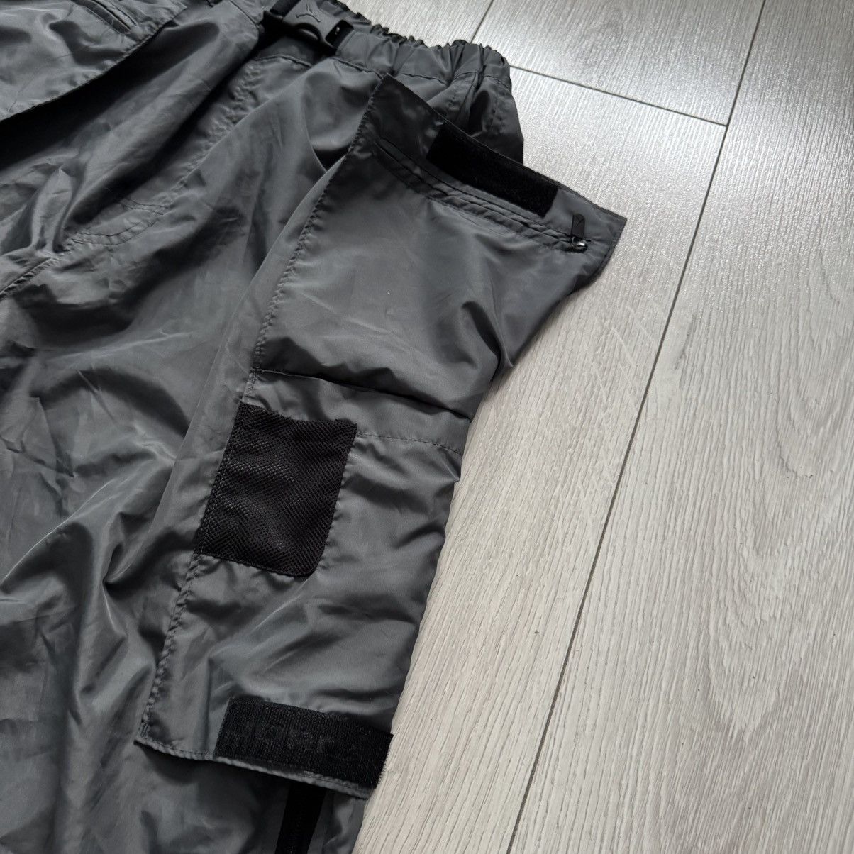 Nike Vintage nike track pants y2k gorpcore sweatpants parachute Size US 32 / EU 48 - 5 Thumbnail