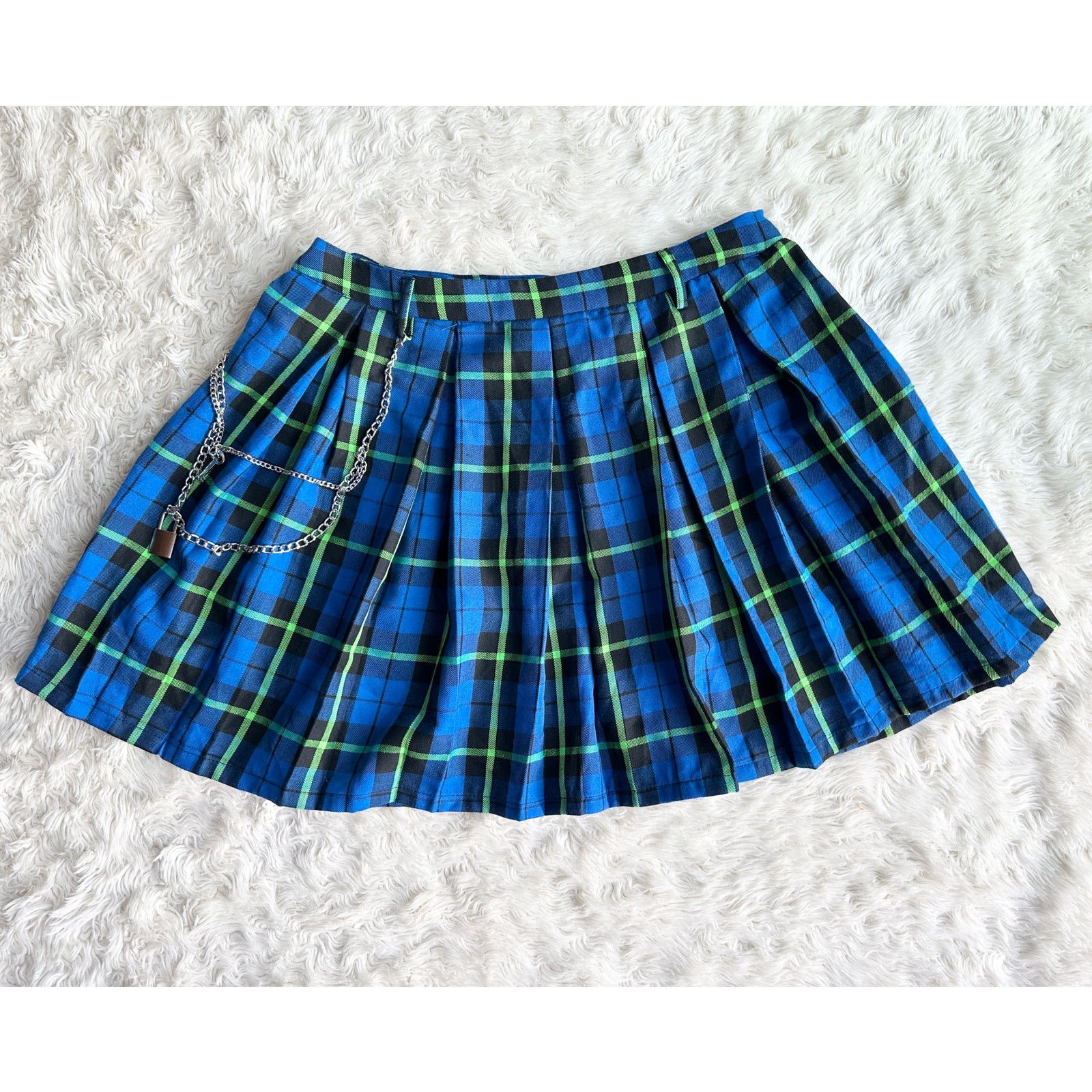 Other Hot Topic Plaid Chain Mini Skirt size medium Size 31" - 3 Thumbnail