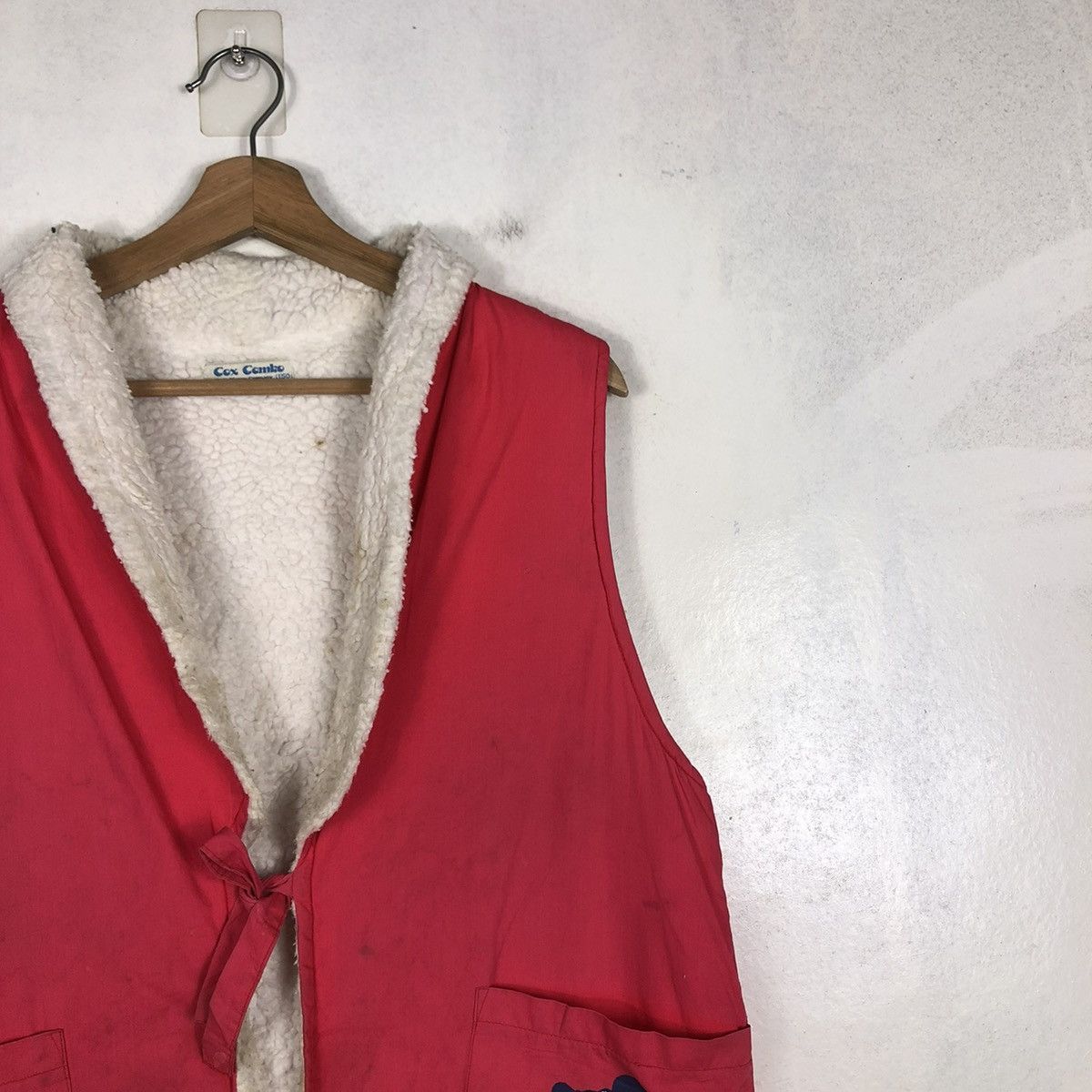Japanese Brand 📌CARTOON NETWORK MICKEY MOUSE VEST JACKET BIG LOGO Size US M / EU 48-50 / 2 - 8 Thumbnail