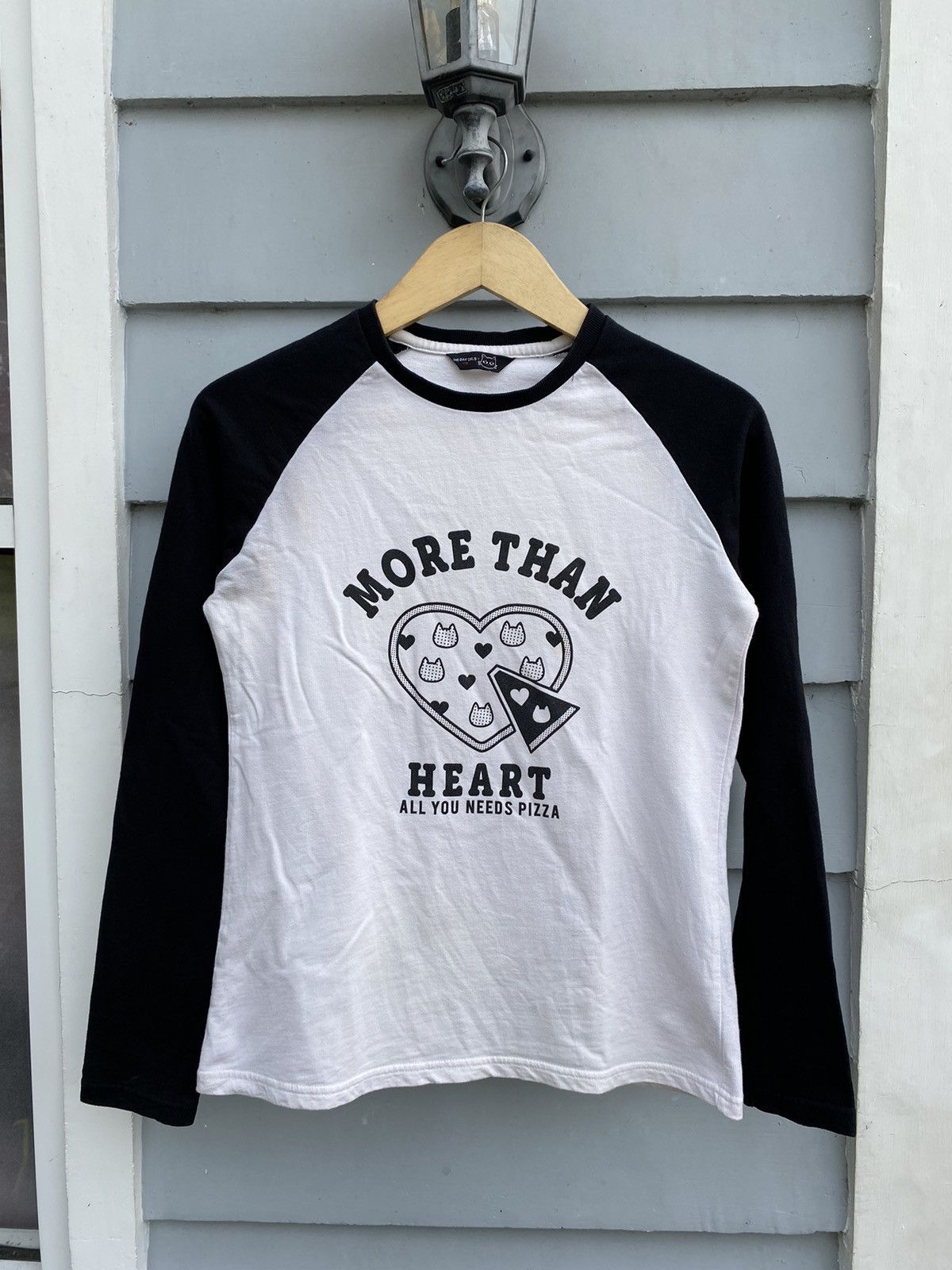 Japanese Brand The Day Girls Pizza Club Lover Cat Graphic Raglan Tshirt Size M / US 6-8 / IT 42-44 - 1 Thumbnail