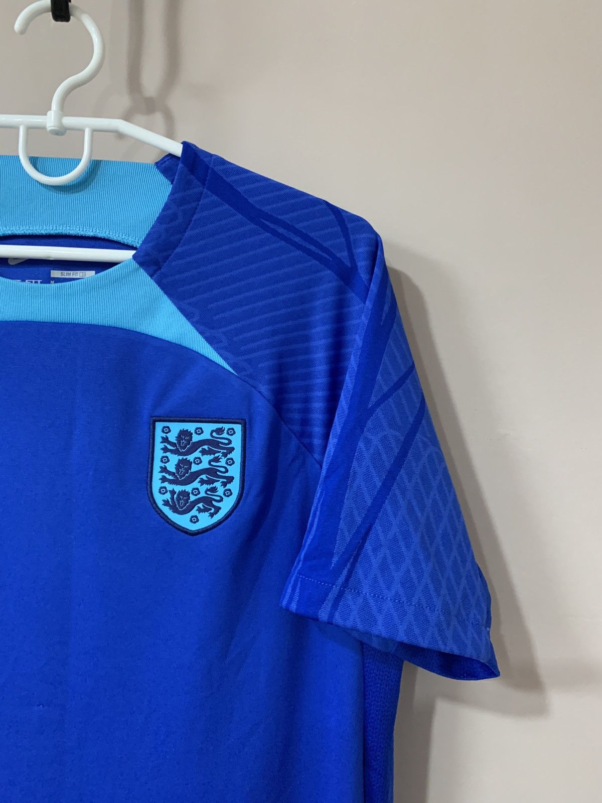 Nike England 2022 Training Football Shirt Nike Soccer Jersey Sz L Size US L / EU 52-54 / 3 - 4 Thumbnail