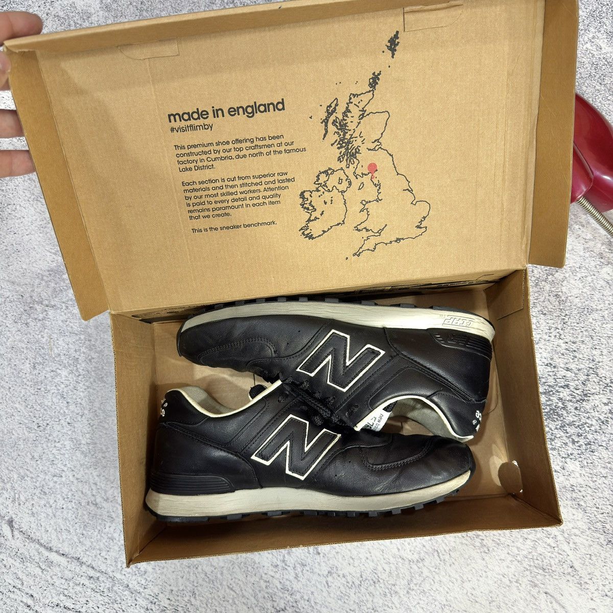 New Balance New Balance 576 M576CKK US9.5 UK9 EU43 27.5cm Size US 9.5 / EU 42-43 - 16 Thumbnail