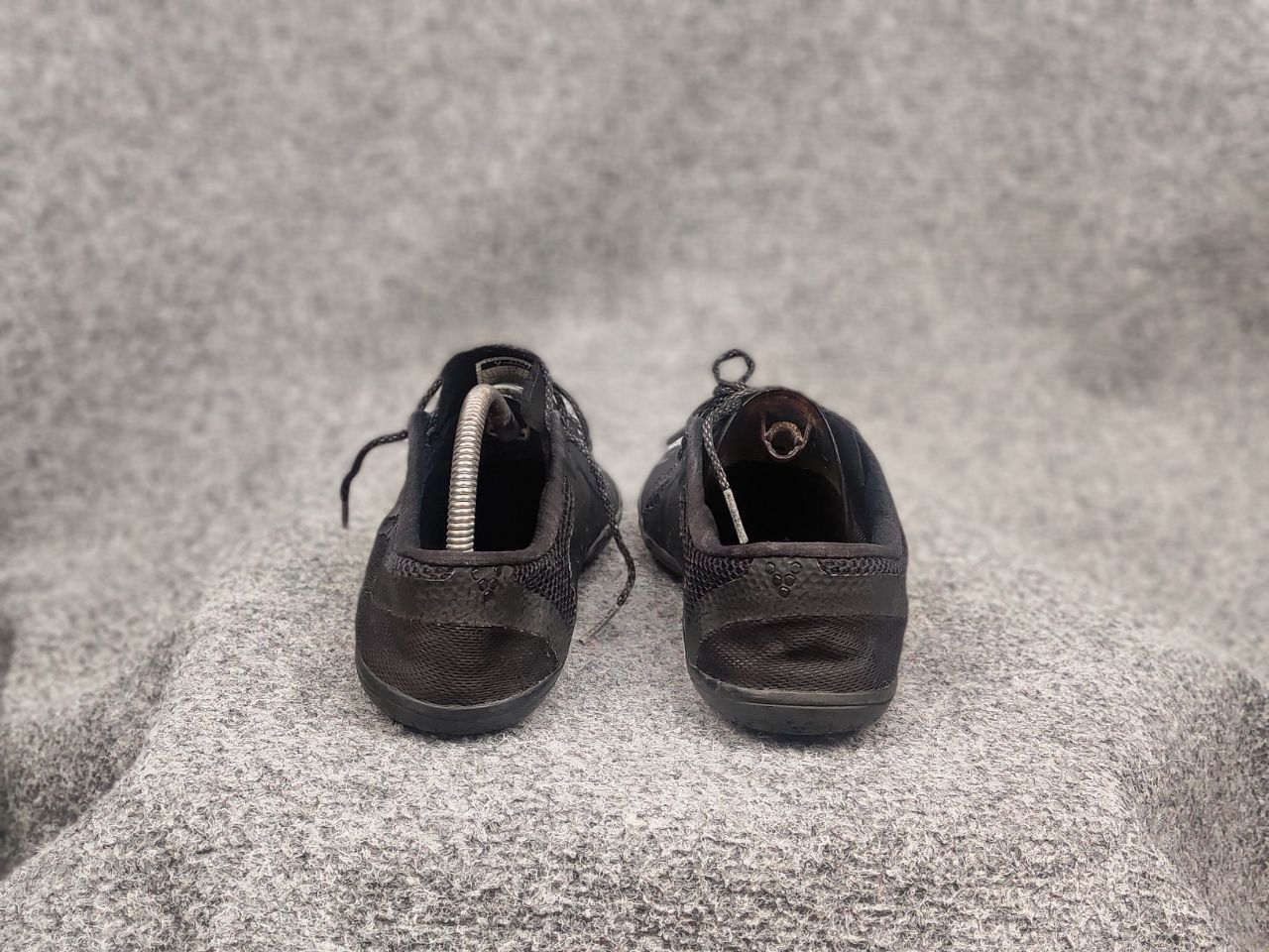 Vivobarefoot Vivobarefoot Primus Lite III Trail Logo Running Sneakers Size US 6 / EU 39 - 8 Thumbnail