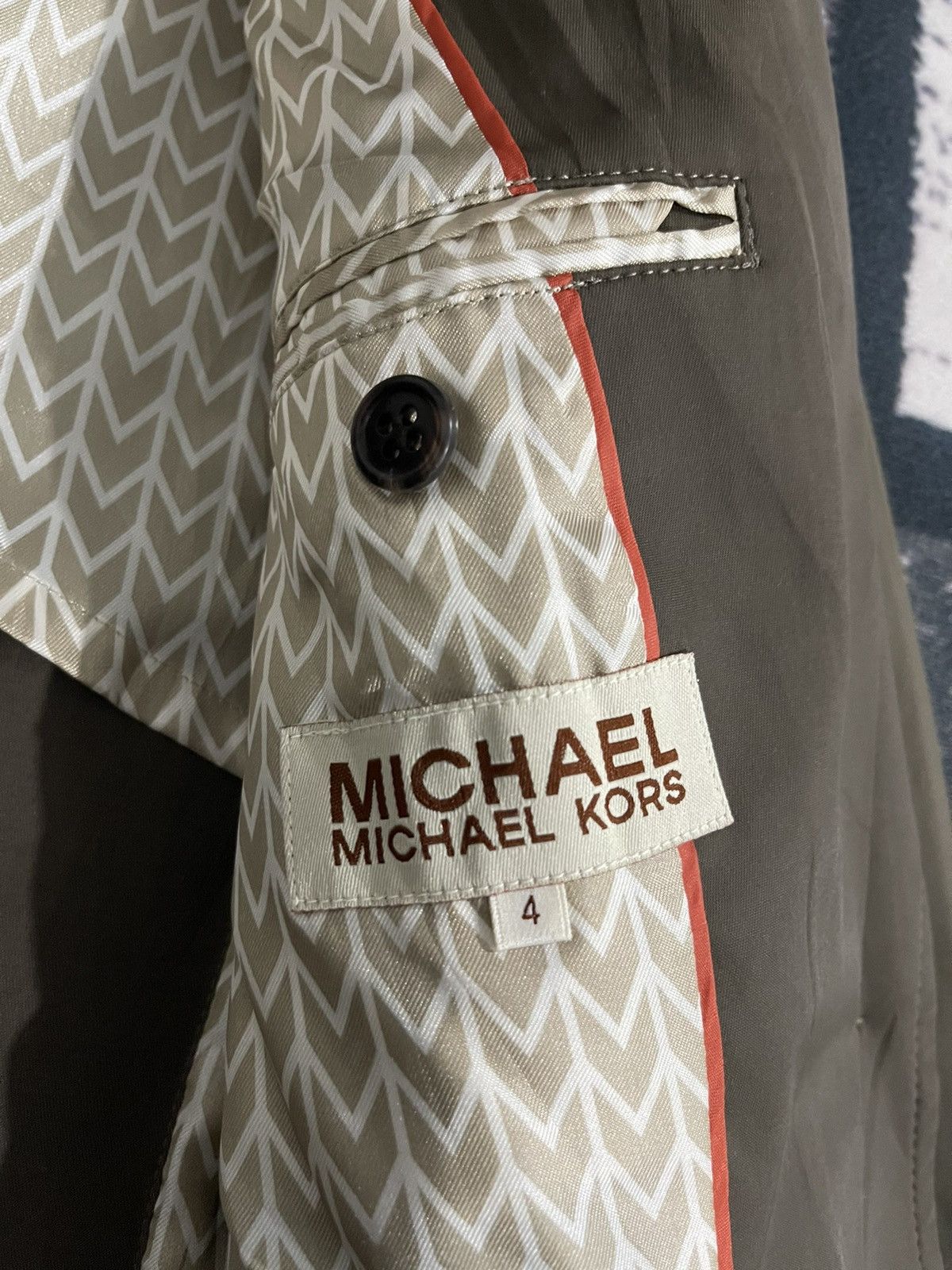 Michael Kors Micheal Kors Coat Blazer Size XXS / US 00 / IT 34 - 14 Thumbnail