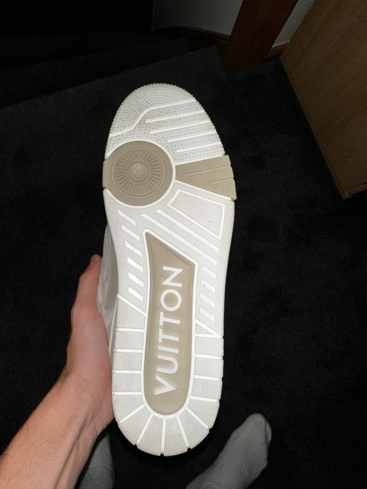 Louis Vuitton Louis Vuitton Skate Sneaker Beige Size US 10.5 / EU 43-44 - 16 Thumbnail