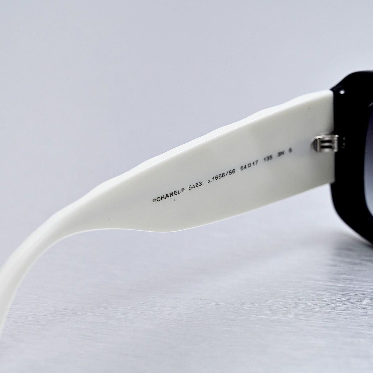 Chanel CHANEL 0CH5483 SUNGLASSES Size ONE SIZE - 5 Thumbnail