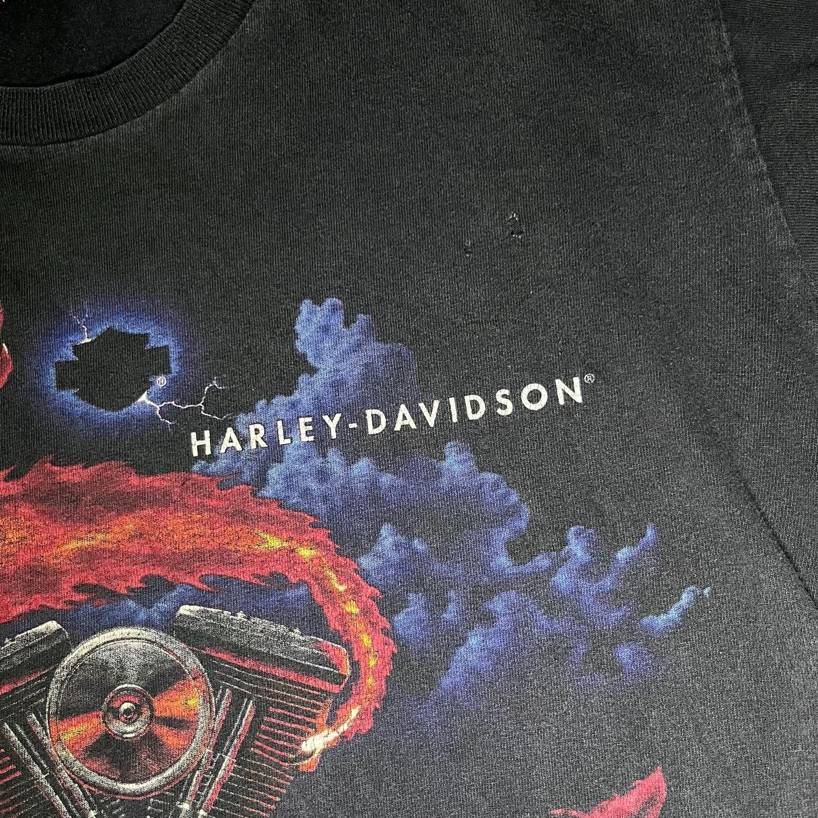 Harley Davidson 🔥 Vintage Harley-Davidson Twin Wolves Flame Tee – Size M Size US M / EU 48-50 / 2 - 5 Thumbnail