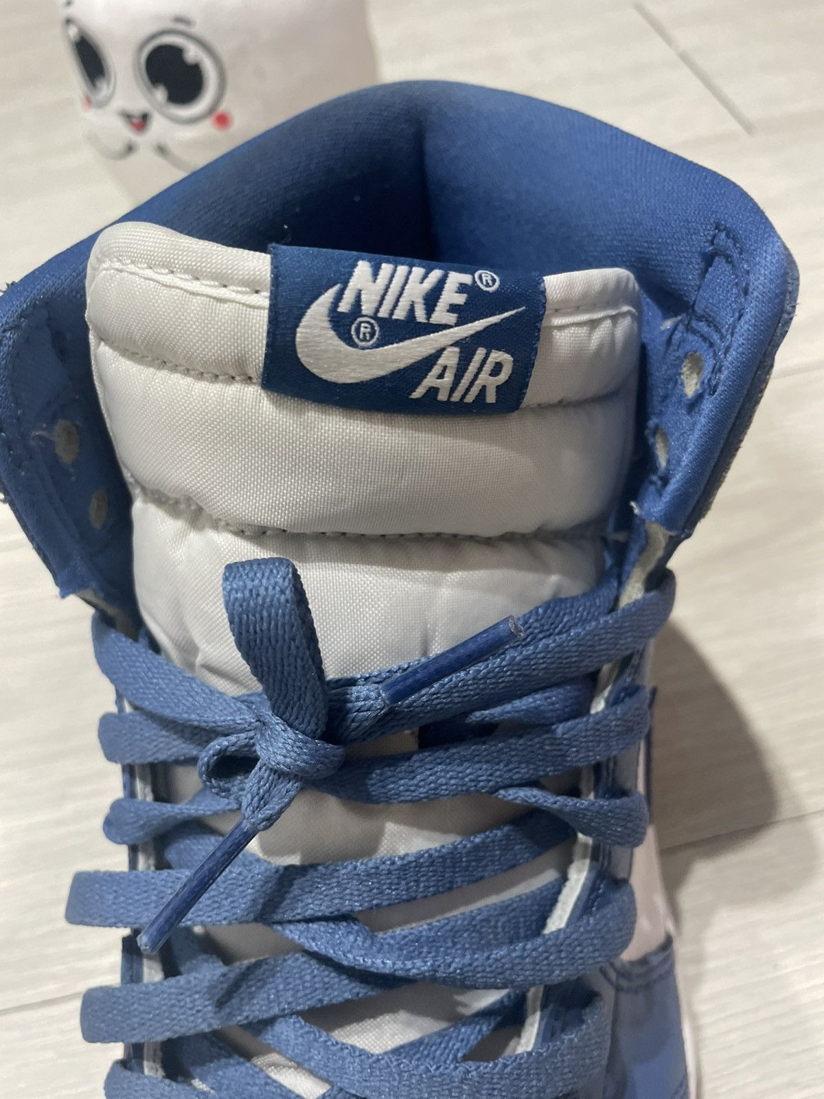 Nike Nike Air Jordan 1 Retro High OG (Size EU 44 | US 10) Size US 11 / EU 44 - 4 Thumbnail