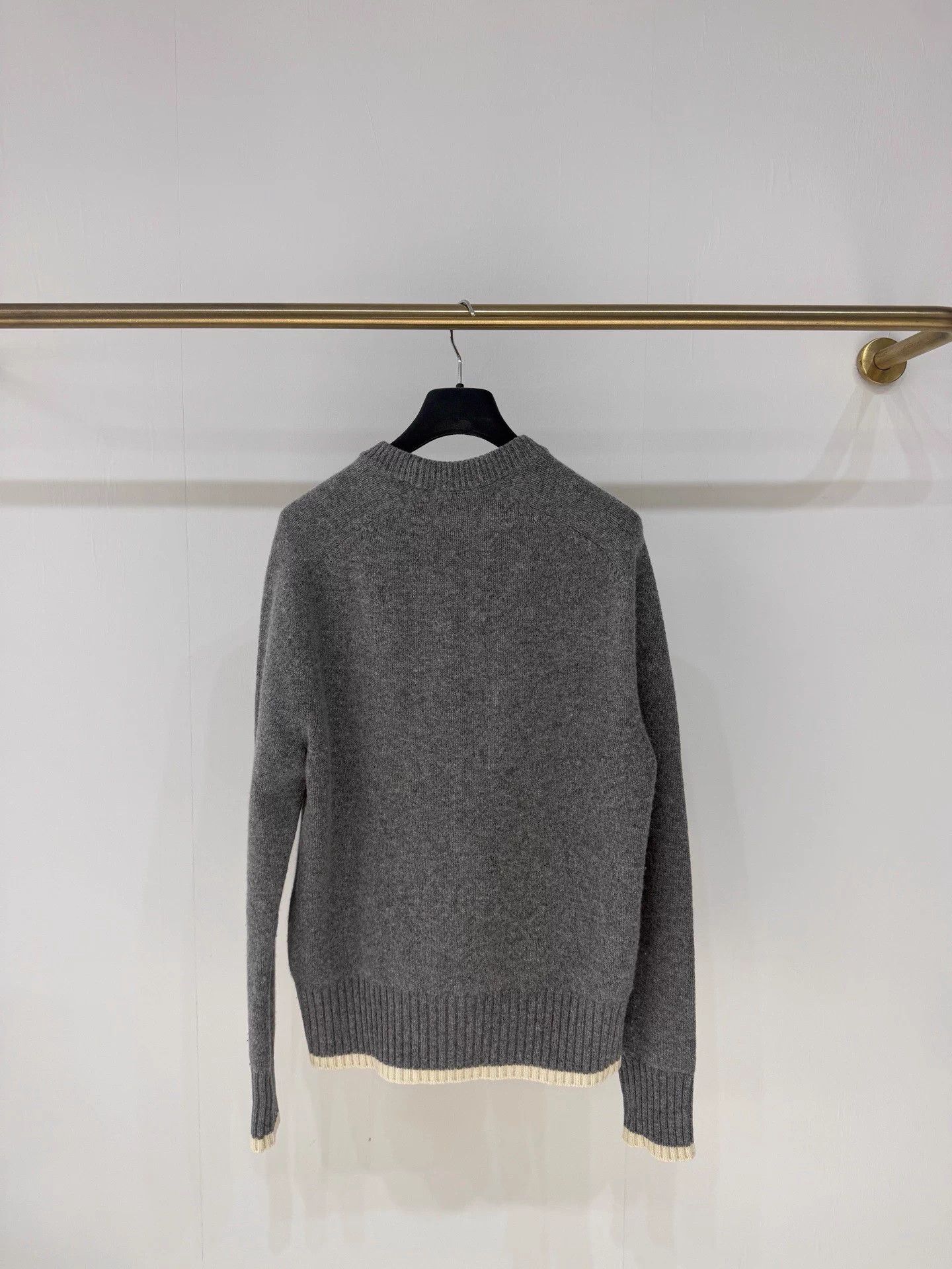 Dior Dior Gray Logo Knit Sweater 99 New XS Size XS / US 0-2 / IT 36-38 - 6 Thumbnail