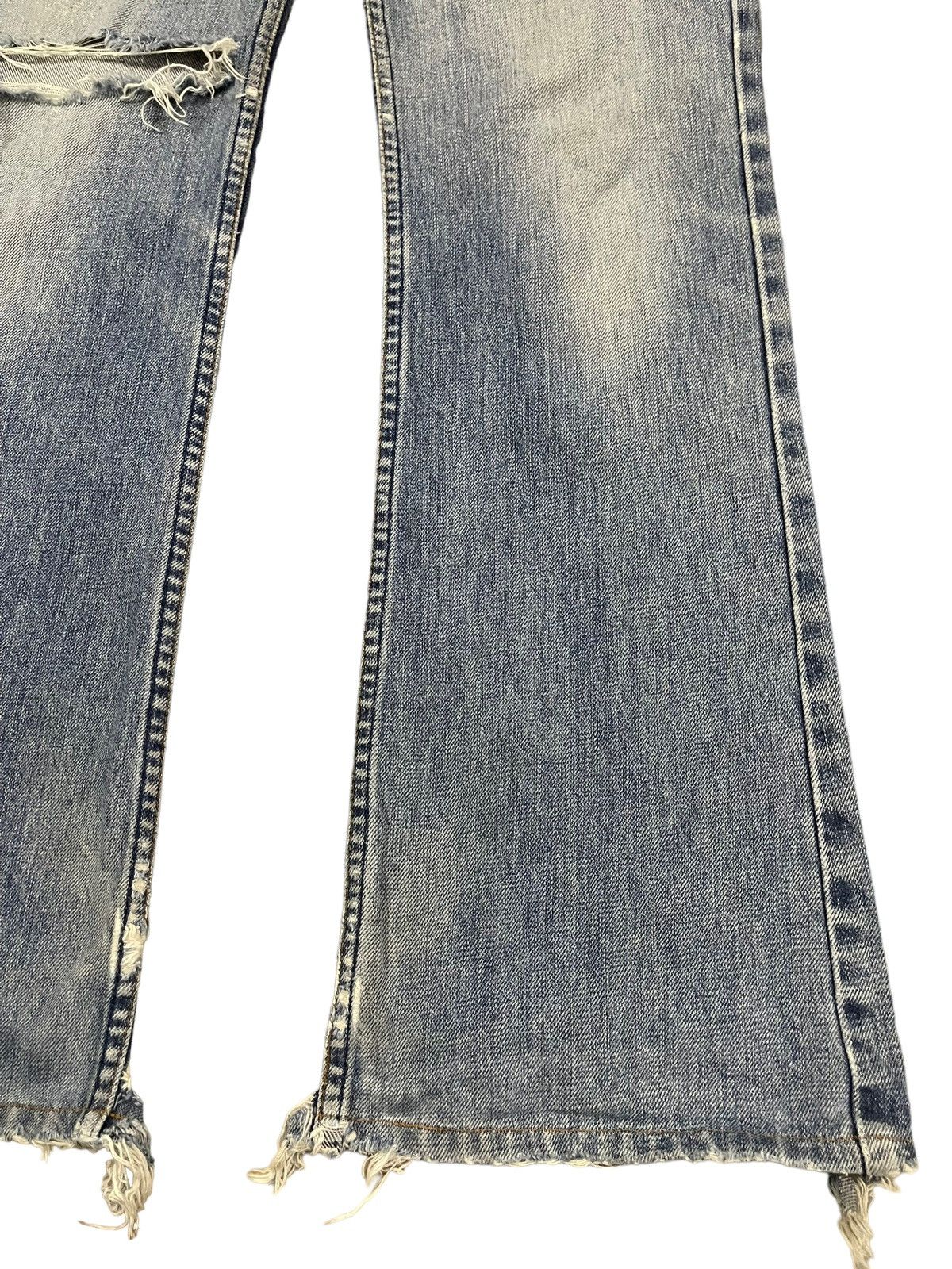 Levi's Vintage Japan 80s Levis Blue Wash Distressed Flare Jeans Size US 29 - 8 Thumbnail