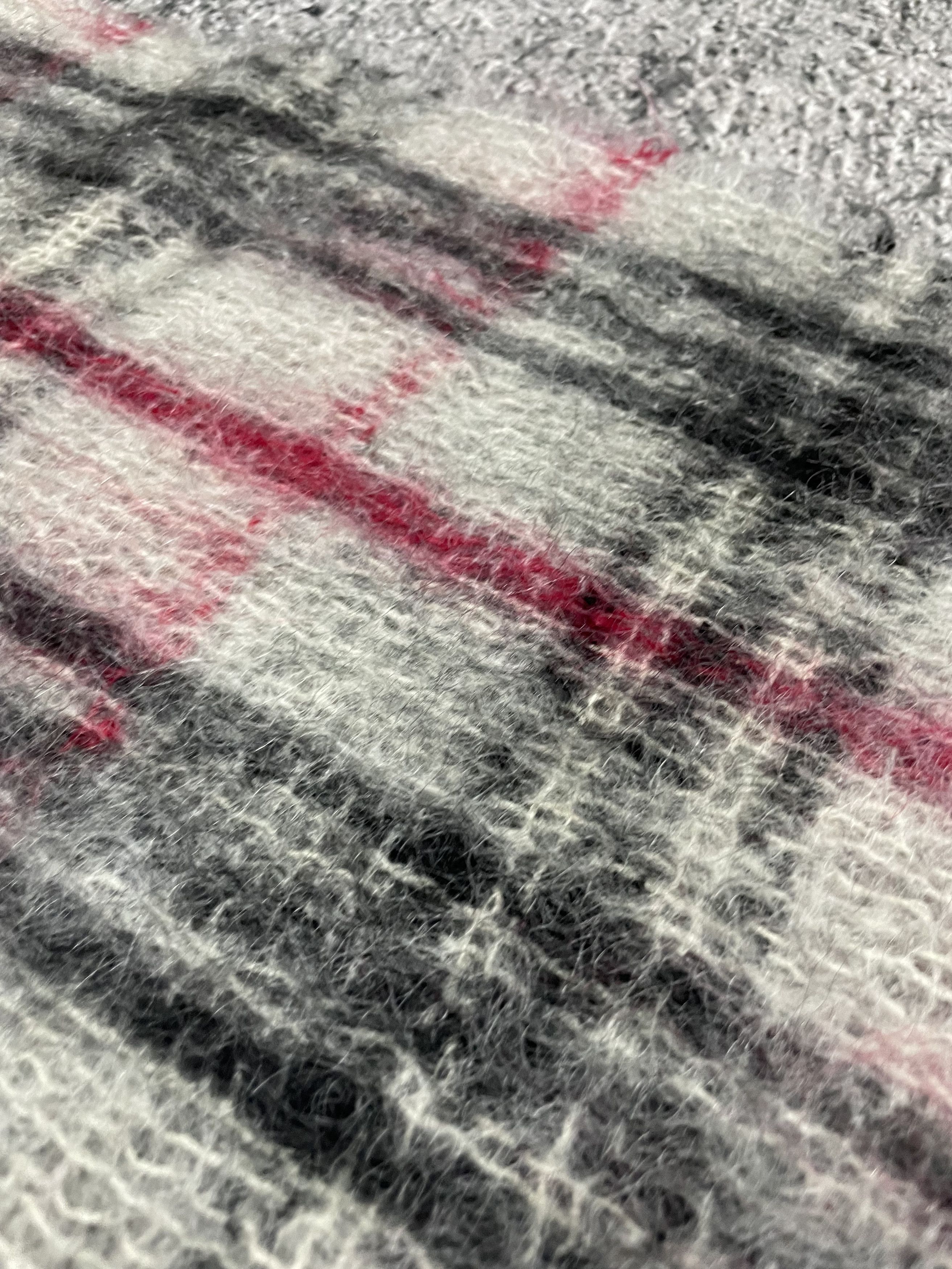 Burberry Burberry checkered mohair and wool fuzzy scarf Size ONE SIZE - 6 Thumbnail