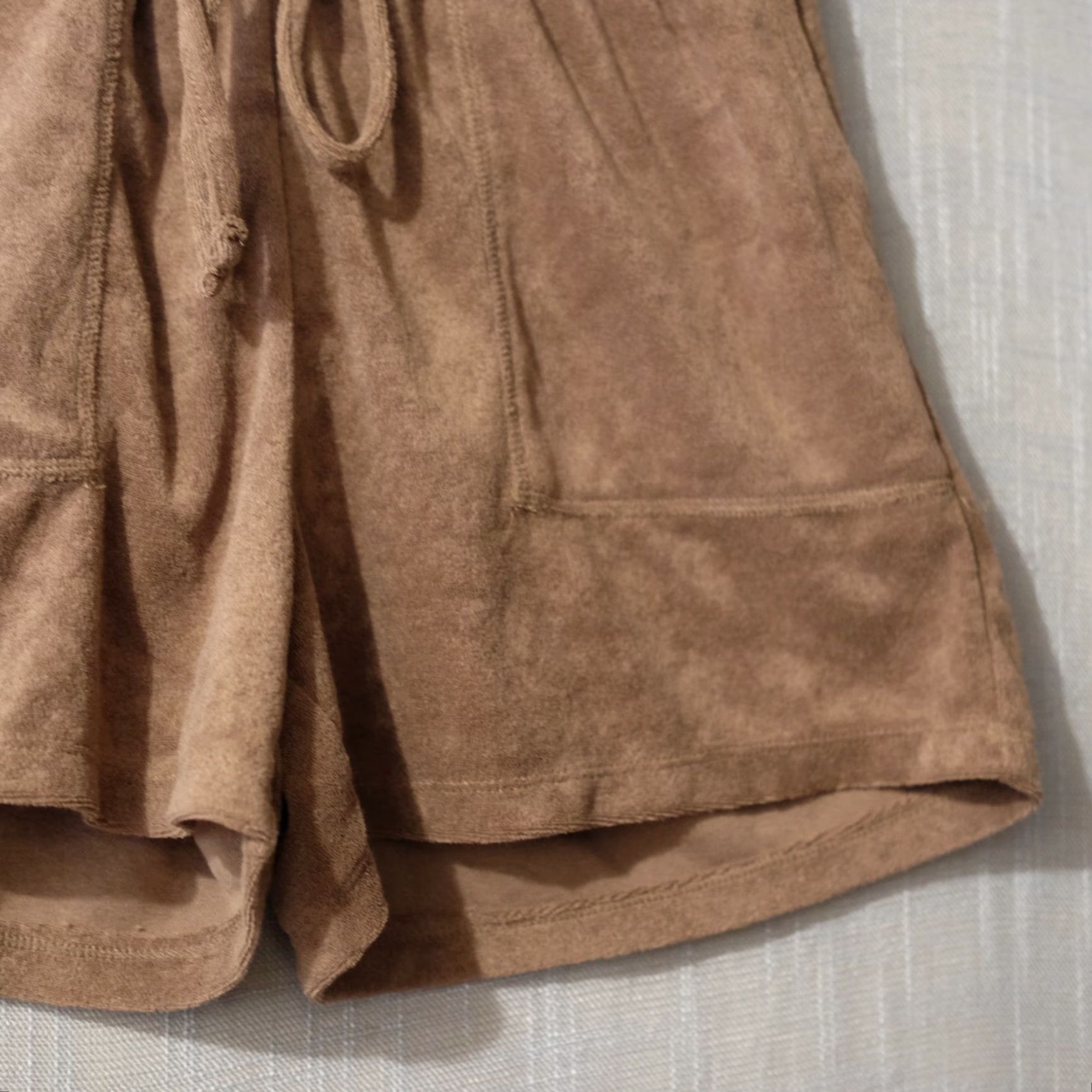 Vintage Zenana Brown Women's M Terry Cloth Shorts Casual Slim Fit Cotton/Polyester H86-15 4 Inseam Rem Size 32" / US 10 / IT 46 - 4 Thumbnail