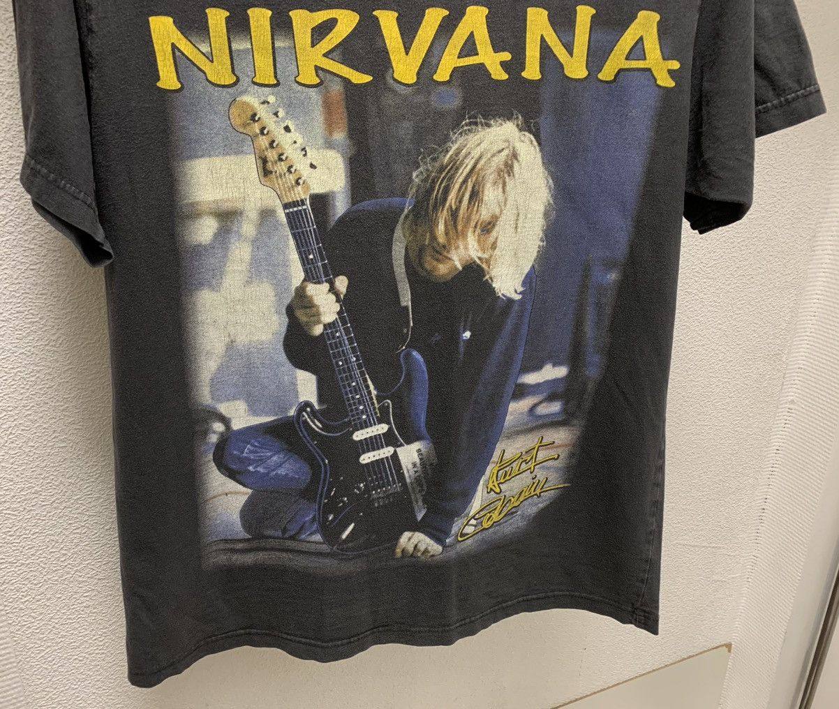 Band Tees Nirvana Kurt Cobain vintage band rock t-shirt M sz Size US M / EU 48-50 / 2 - 4 Thumbnail