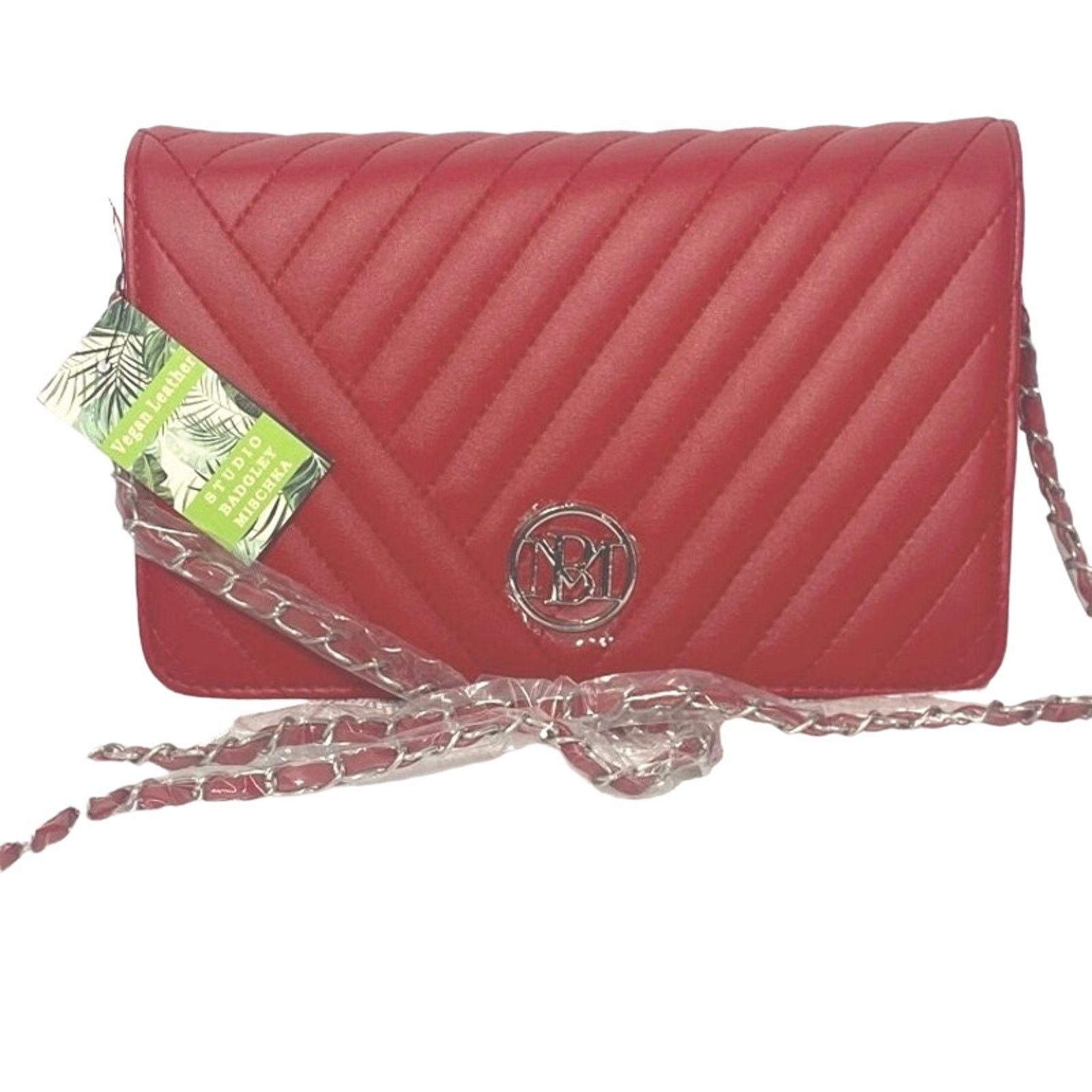 BADGLEY on sale MISCHKA RED QUILLTED CROSSBODY