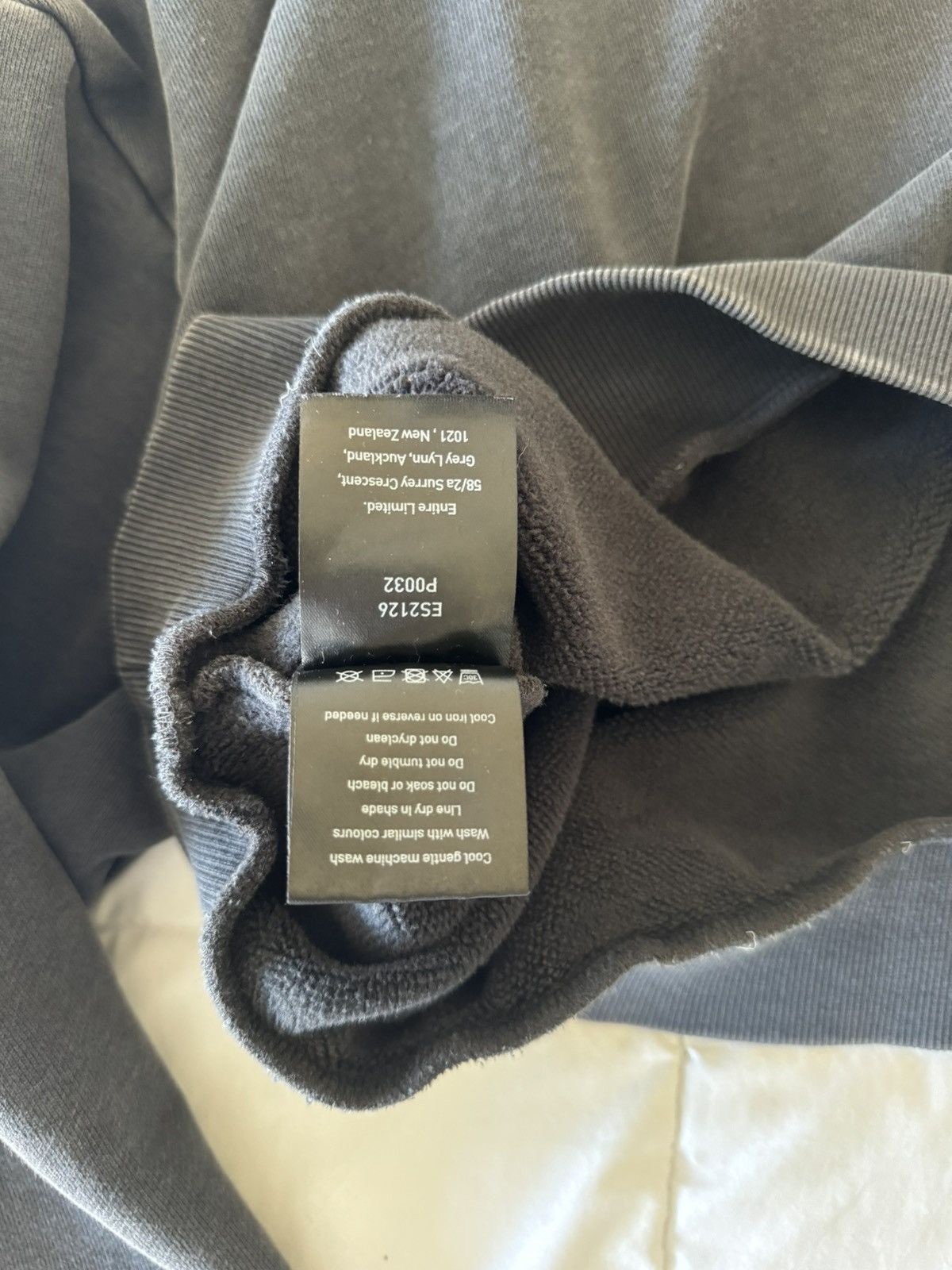 Entire Studios Entire Studios Cropped Crewneck Size US S / EU 44-46 / 1 - 8 Thumbnail
